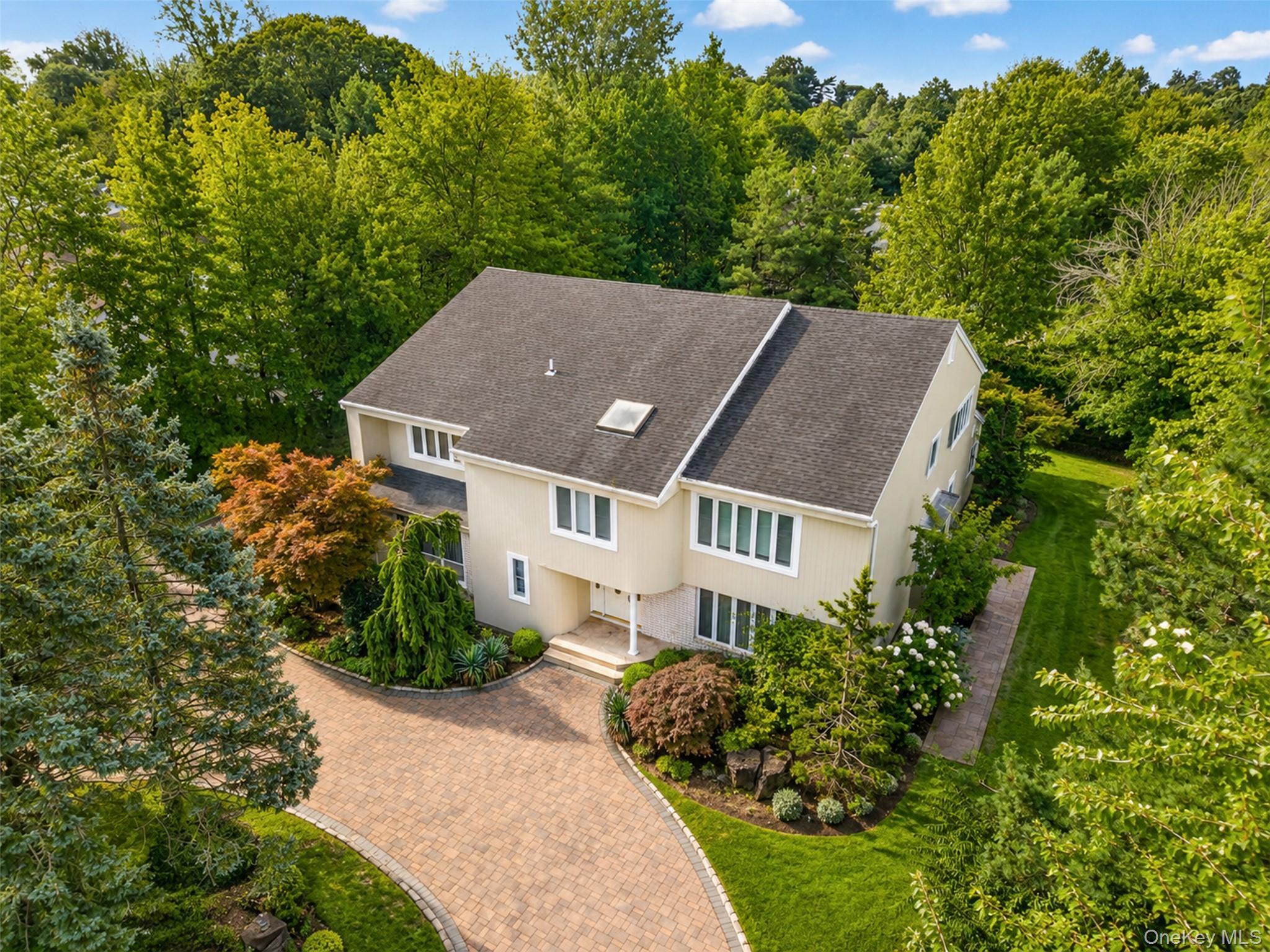 Single Family Bristol Drive  Nassau County, NY 11030, MLS-1042580-33