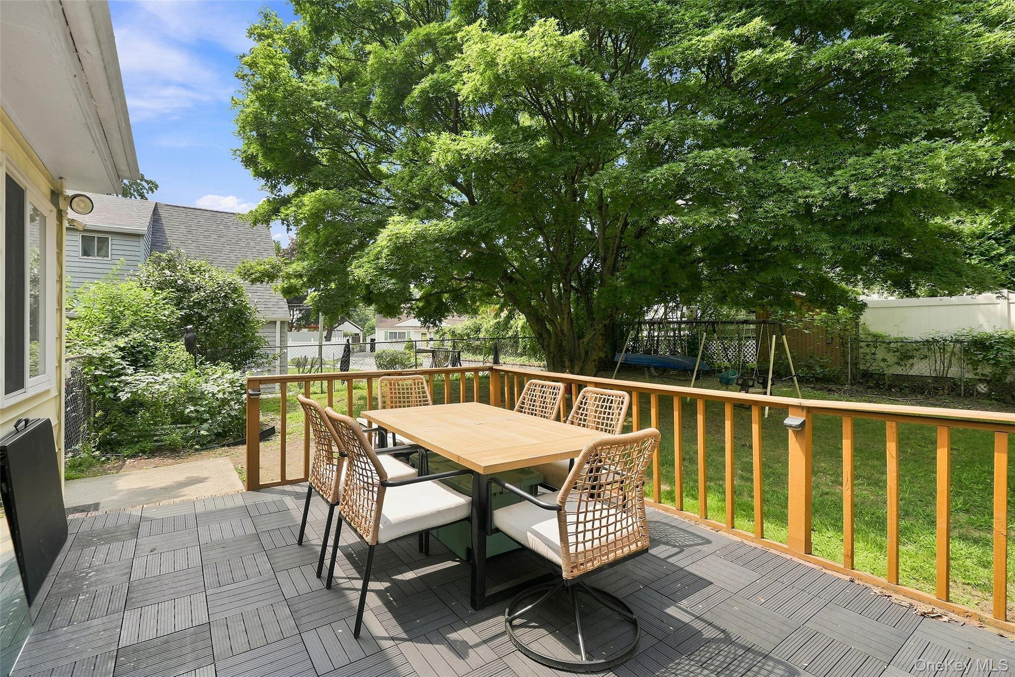 Single Family Northfield Avenue  Westchester County, NY 10522, MLS-1042585-18