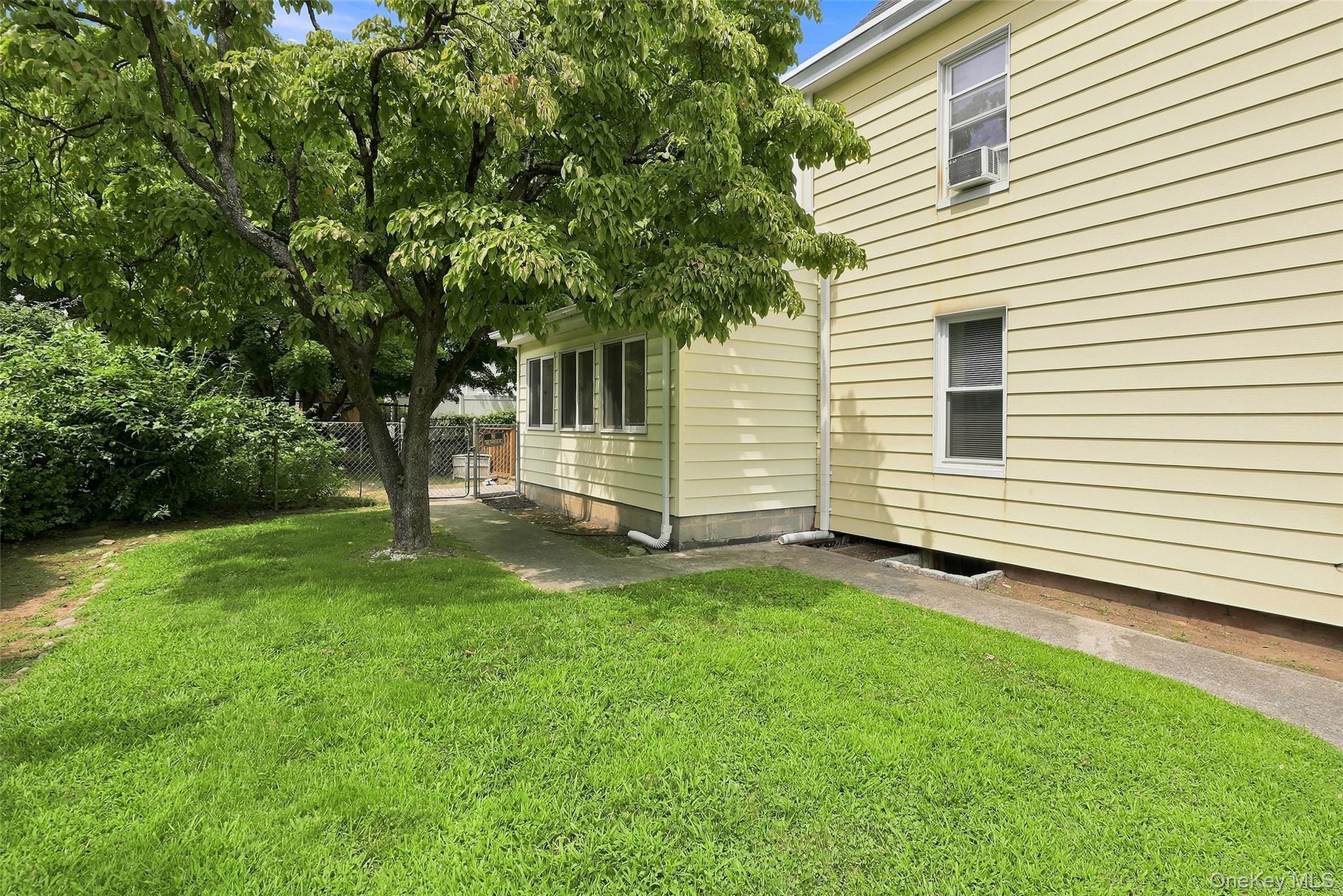 Single Family Northfield Avenue  Westchester County, NY 10522, MLS-1042585-21