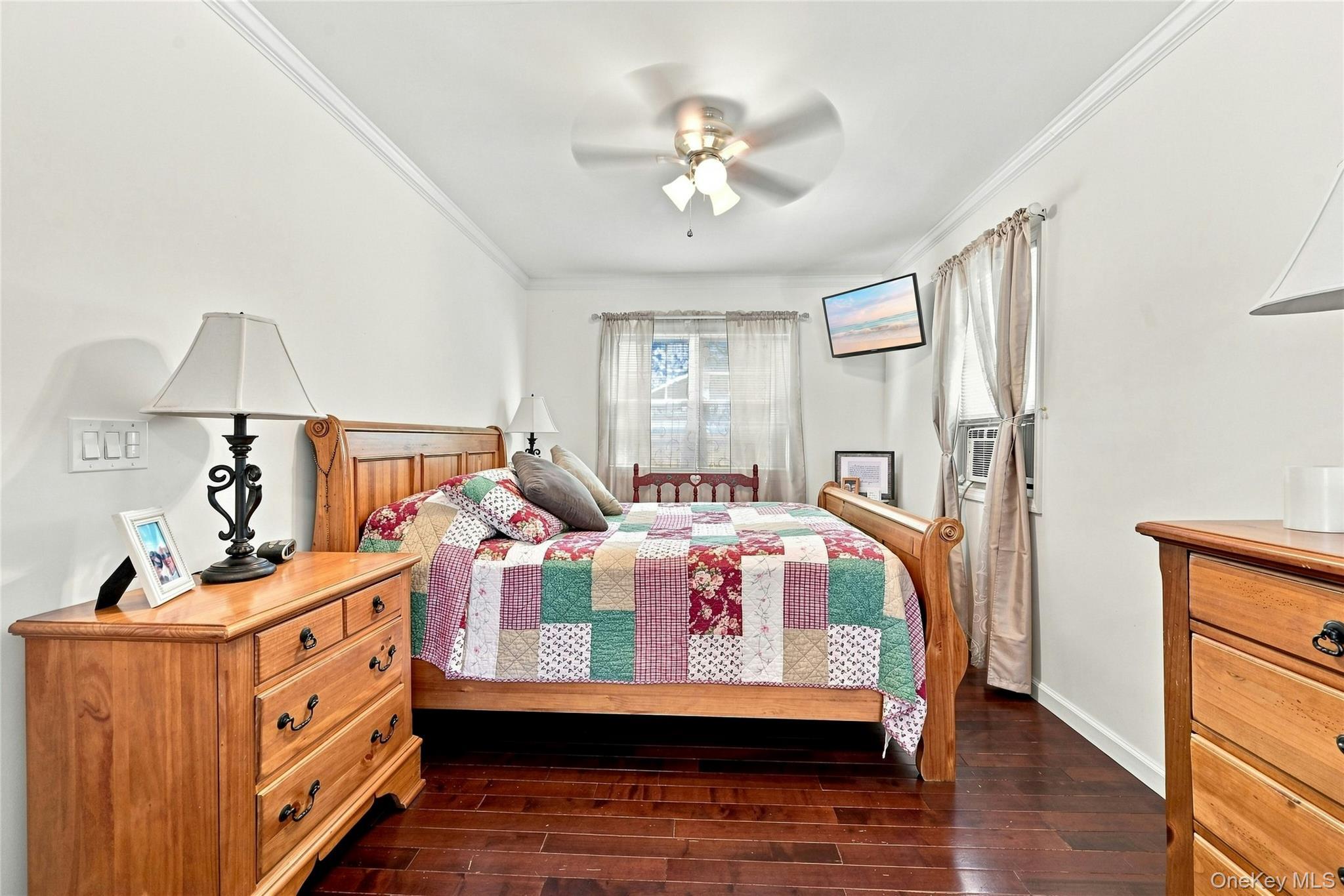 Single Family Sherwood Drive Suffolk County, NY 11951, MLS-1042588-20