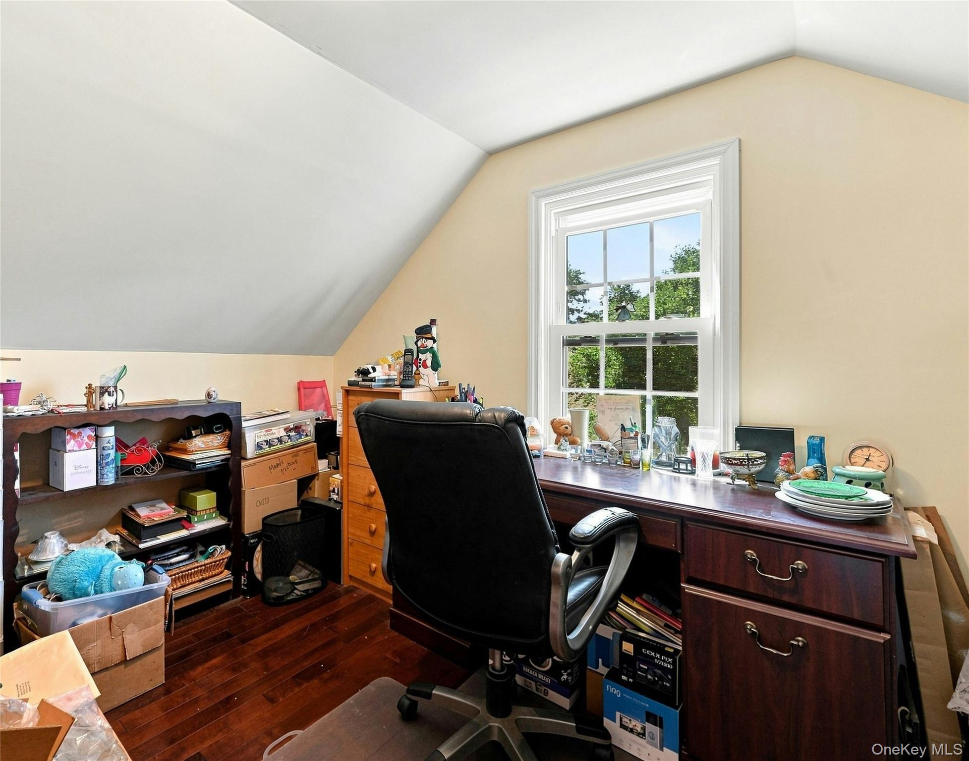 Single Family Sherwood Drive Suffolk County, NY 11951, MLS-1042588-25