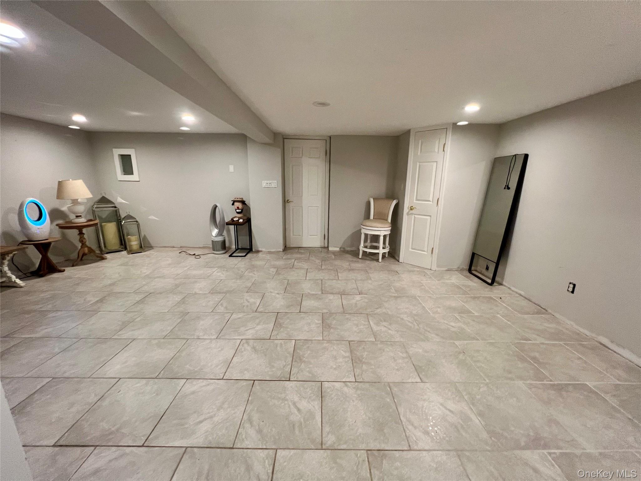 Single Family Marbeth Circle Suffolk County, NY 11764, MLS-1042603-19