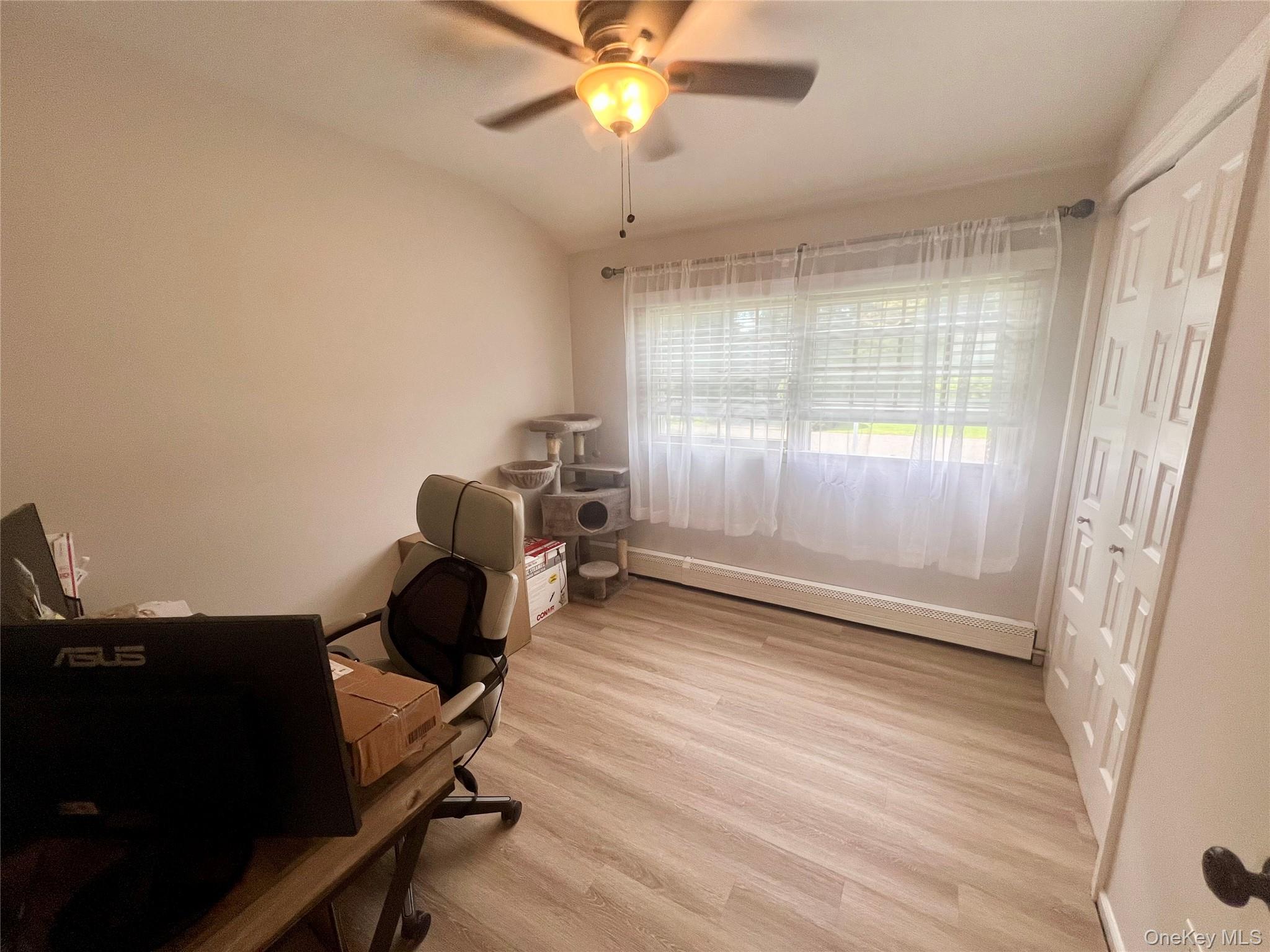 Single Family Marbeth Circle Suffolk County, NY 11764, MLS-1042603-27