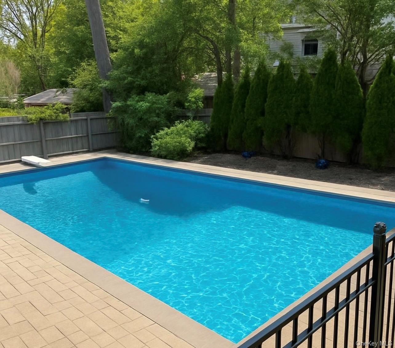 Single Family Marbeth Circle Suffolk County, NY 11764, MLS-1042603-3