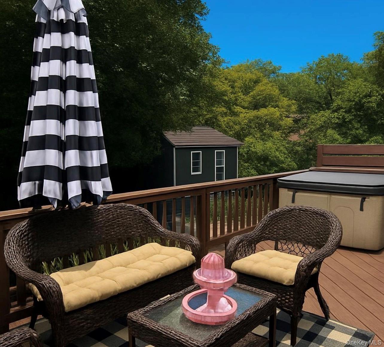 Single Family Marbeth Circle Suffolk County, NY 11764, MLS-1042603-32