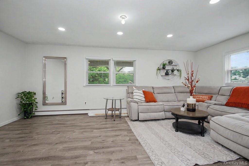Single Family Kings Ferry Road  Westchester County, NY 10511, MLS-1042614-17