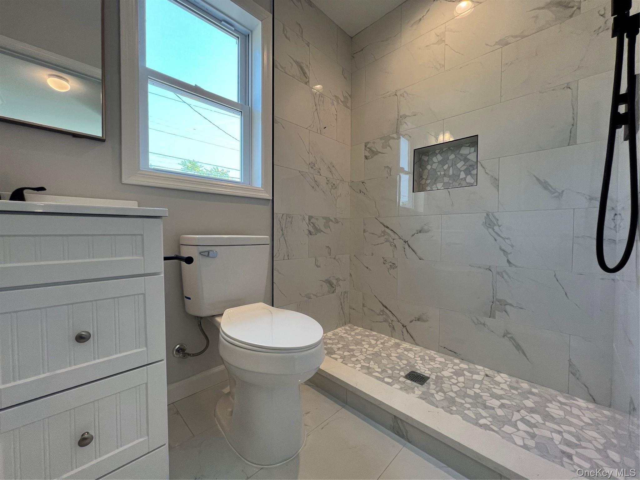 Single Family Babylon Drive Suffolk County, NY 11951, MLS-1042617-10