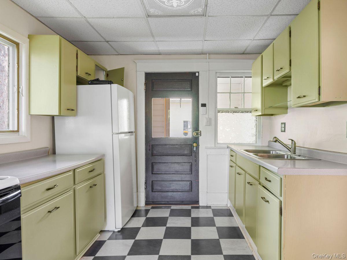 Single Family Jackman Street  Ulster County, NY 12528, MLS-1042618-2