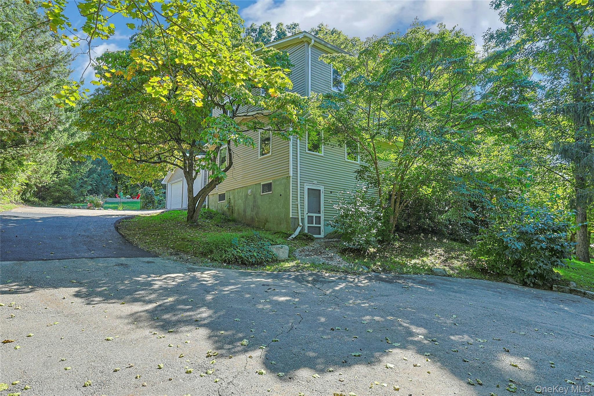 Single Family Watch Hill Road Westchester County, NY 10567, MLS-1042635-38