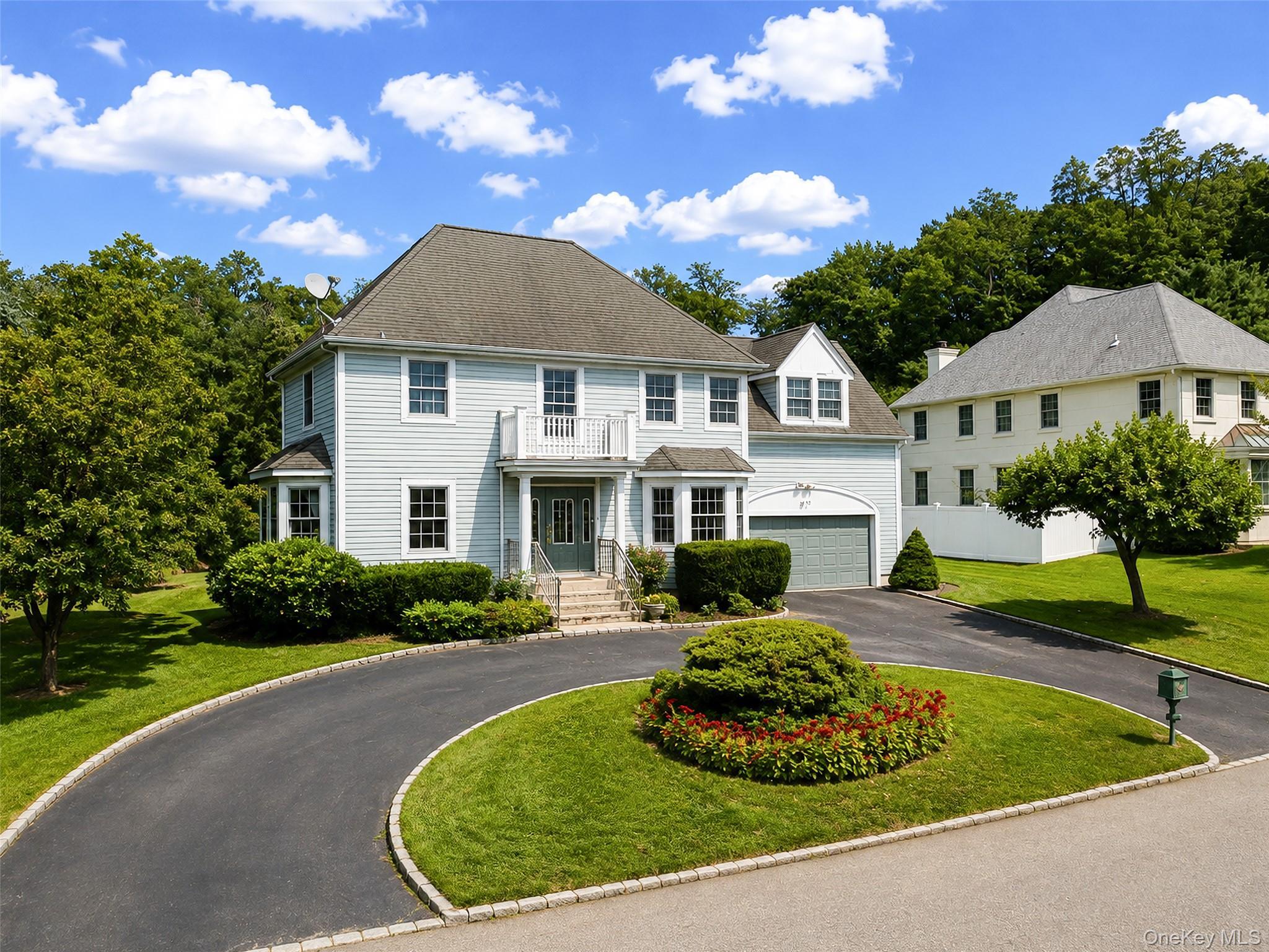 Single Family Mackay Way Nassau County, NY 11576, MLS-1042661-2