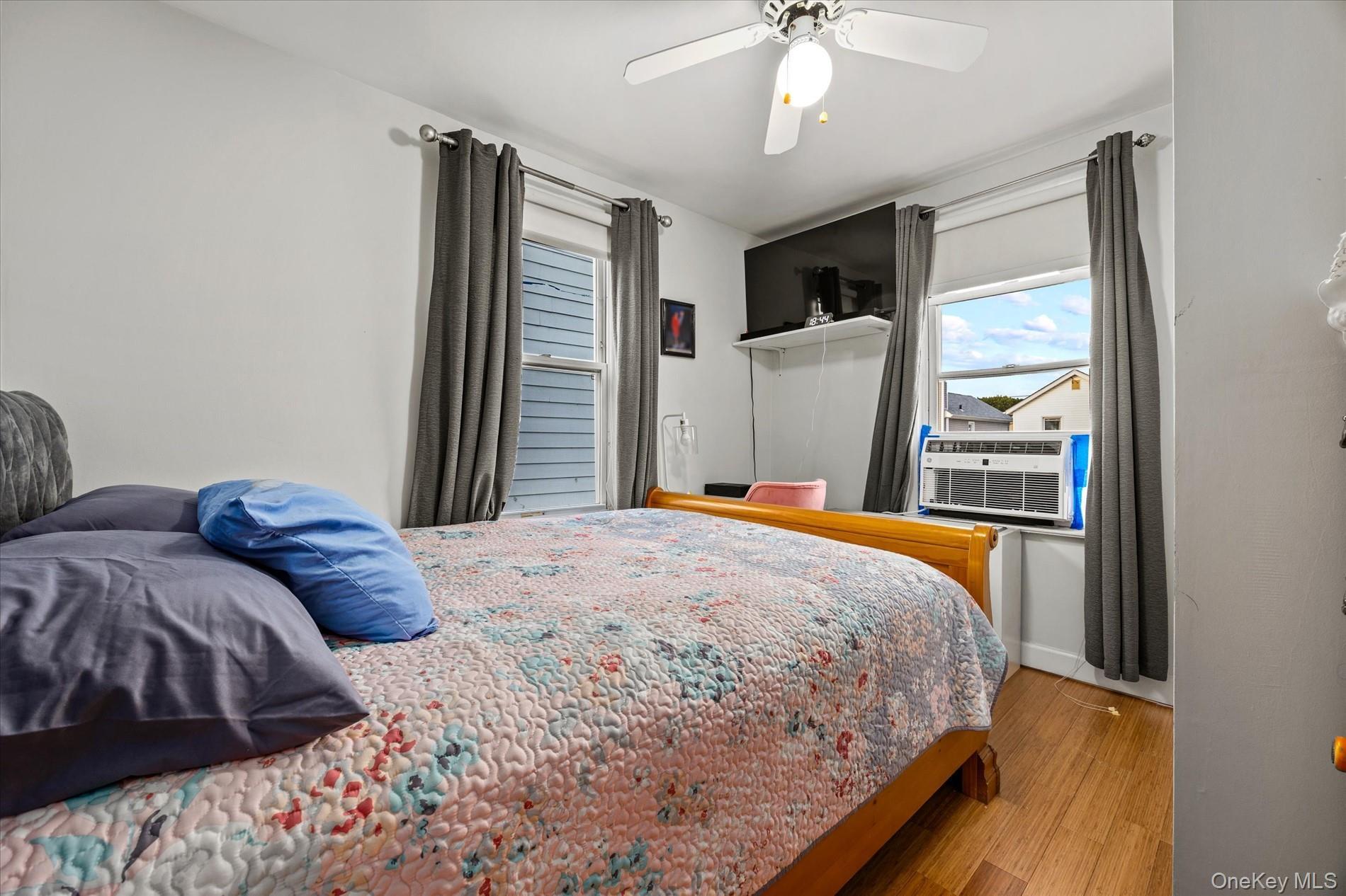 Single Family 86th Street  Queens, NY 11417, MLS-1042674-16