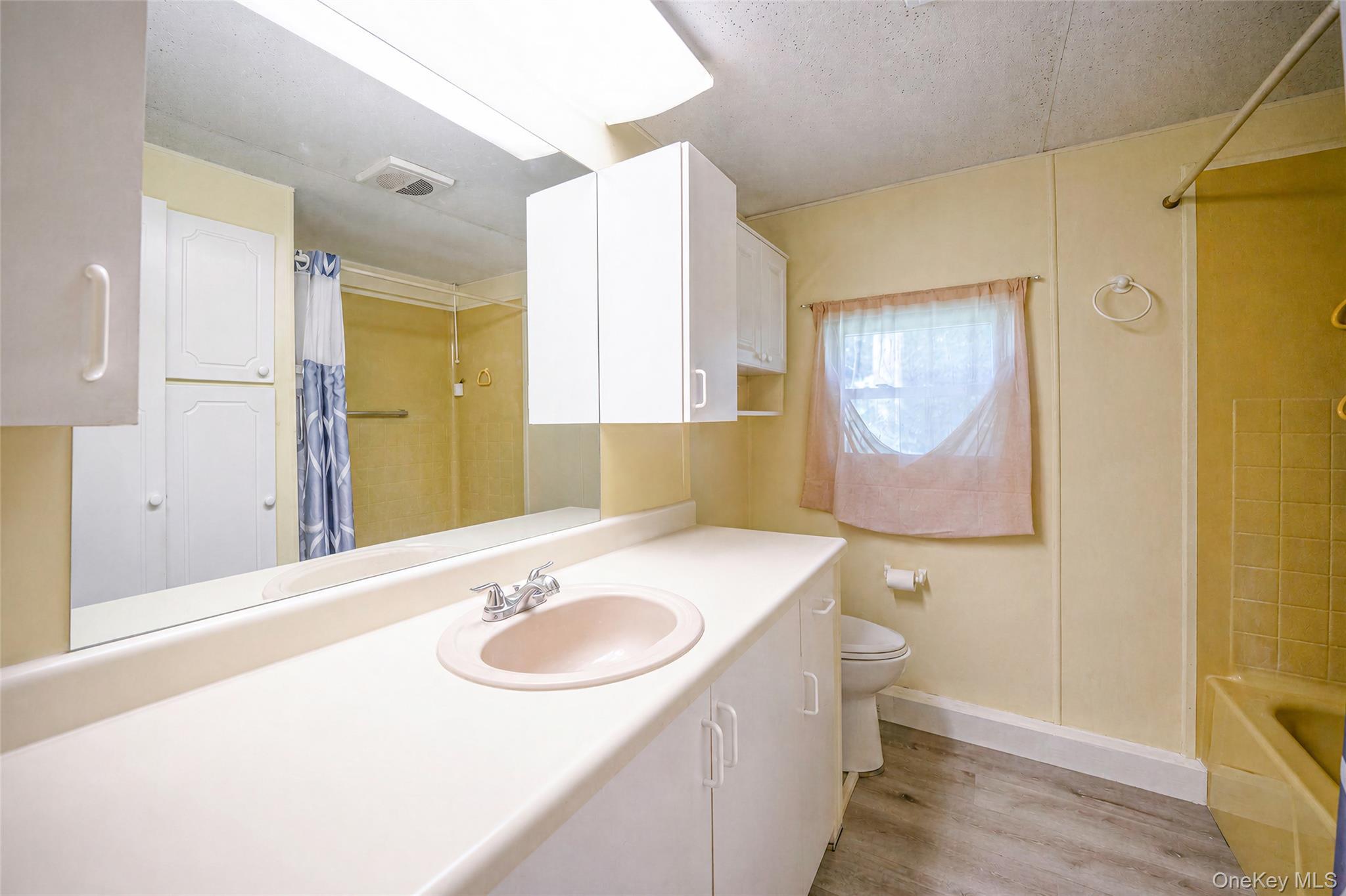 Single Family Fresh Pond Ave Suffolk County, NY 11933, MLS-1042675-6