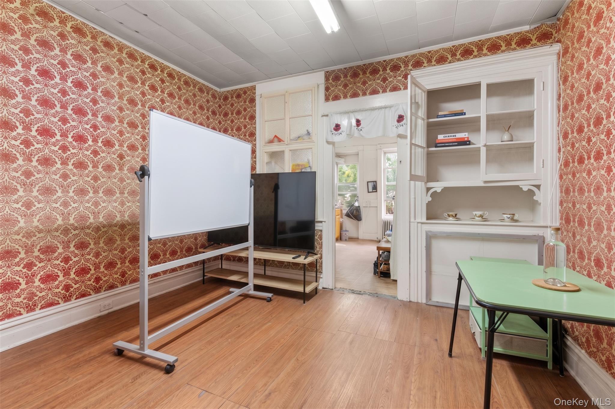 Single Family Putnam Avenue Queens, NY 11385, MLS-1042679-9