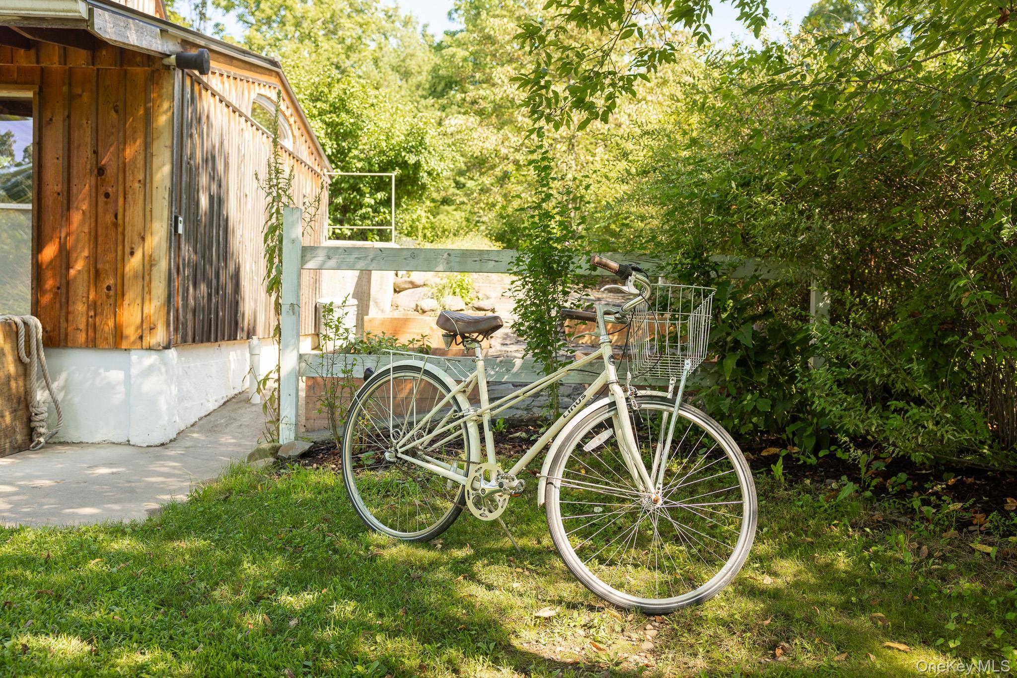 Single Family Cottage Lane Ulster County, NY 12404, MLS-1042683-34