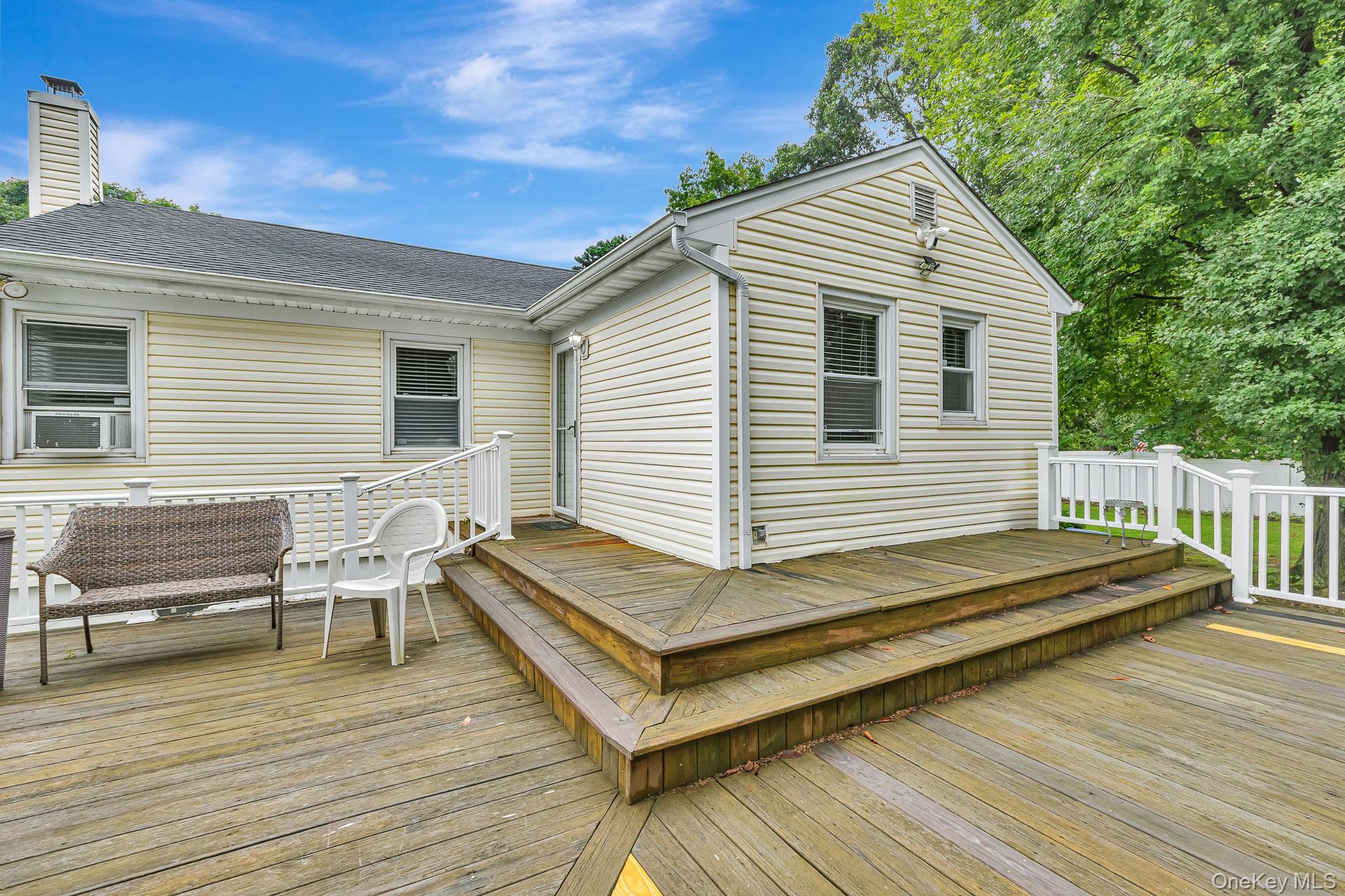 Single Family Dover Avenue  Suffolk County, NY 11950, MLS-1042709-25