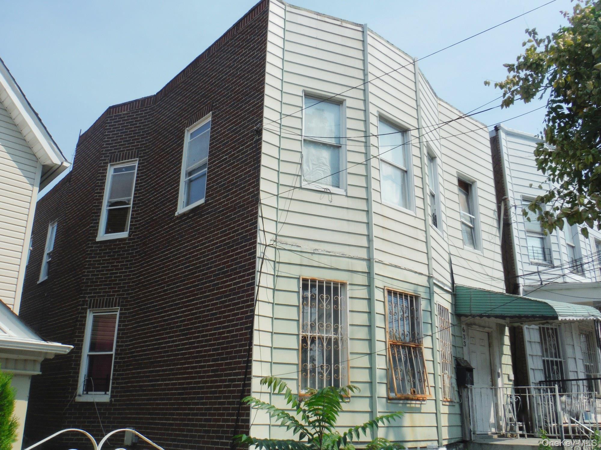Single Family Baker Avenue  Bronx, NY 10460, MLS-1042716-2