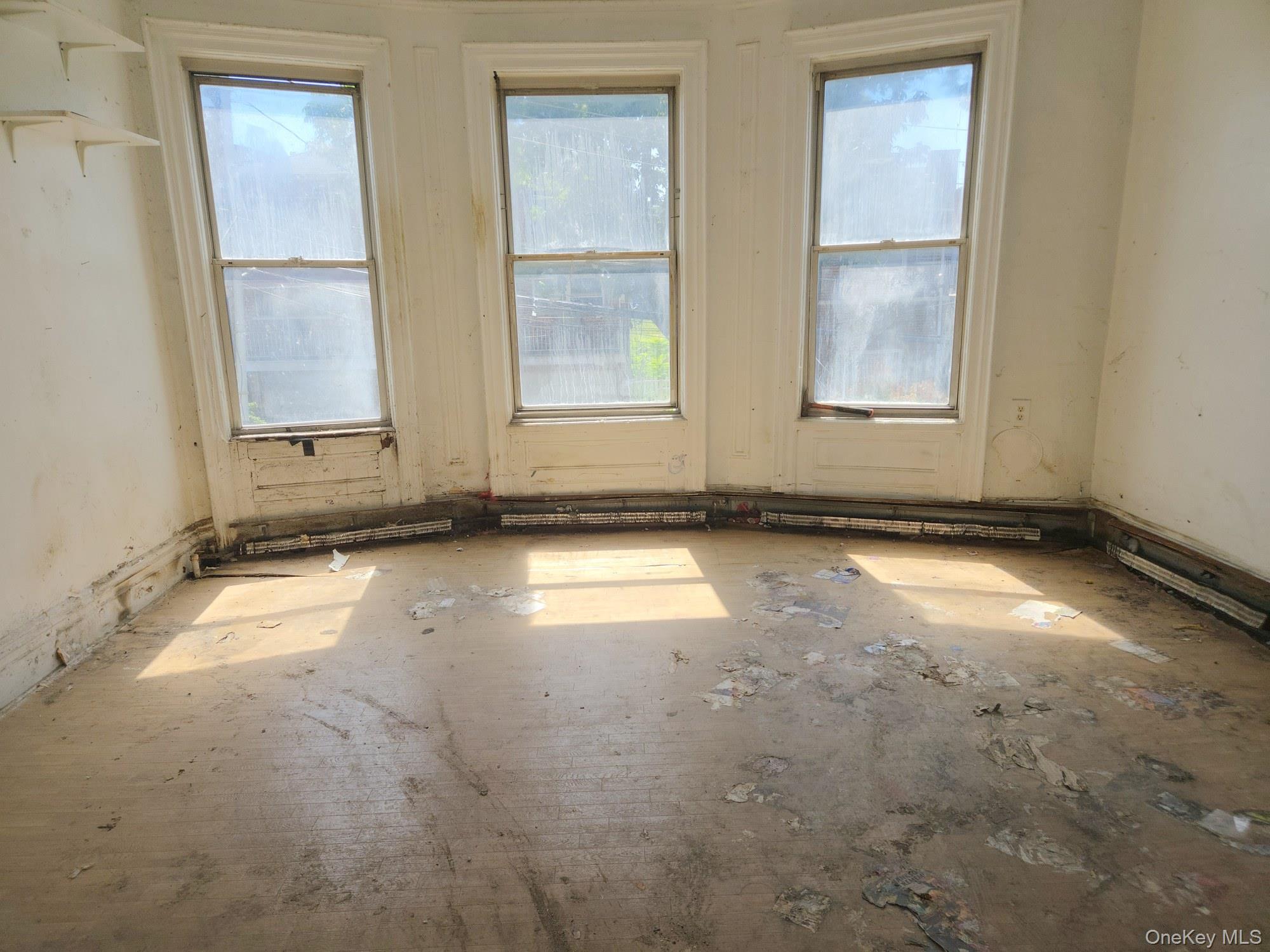 Single Family Baker Avenue  Bronx, NY 10460, MLS-1042716-23