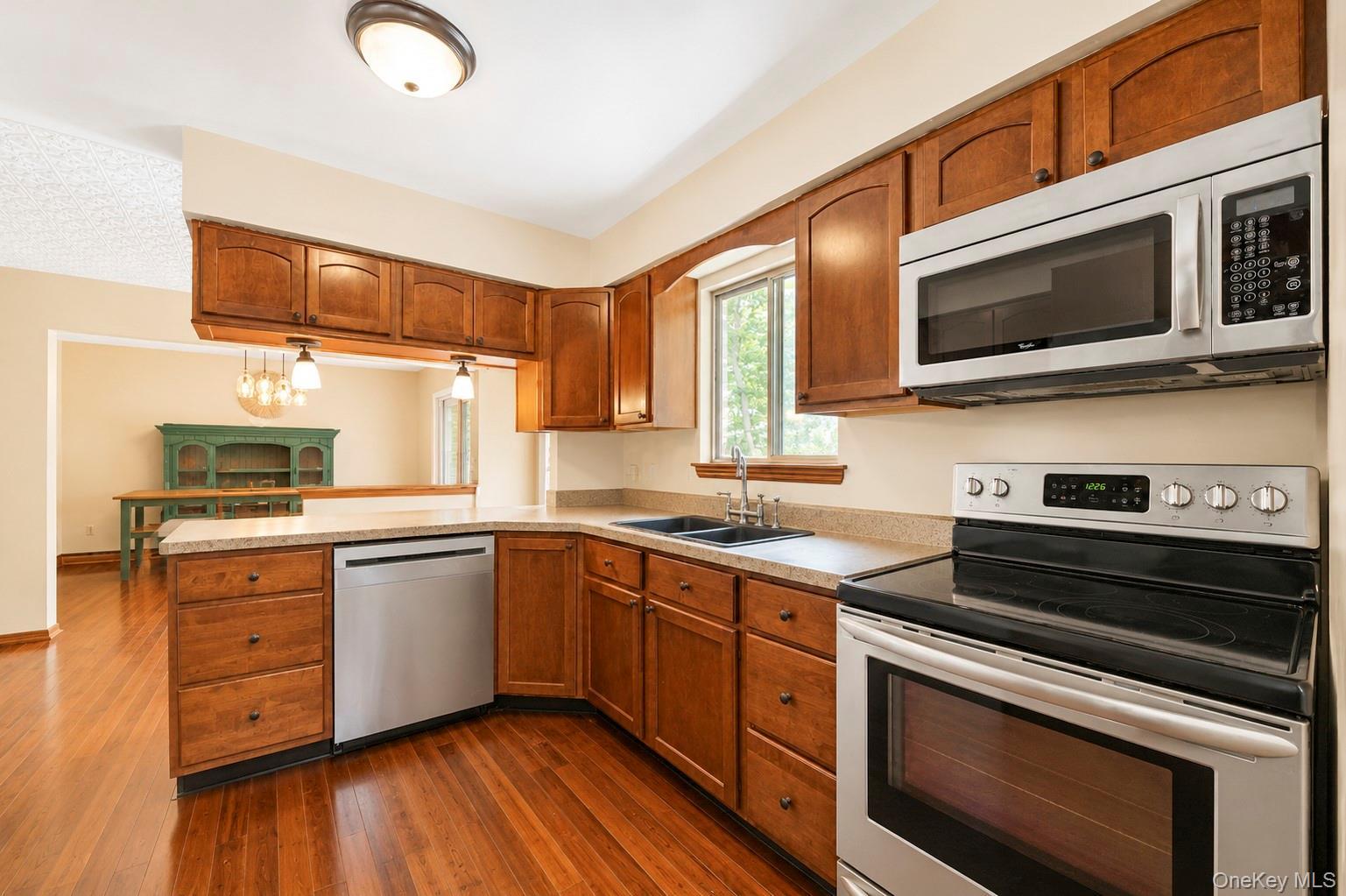 Single Family Hope Court Suffolk County, NY 11784, MLS-1042717-7