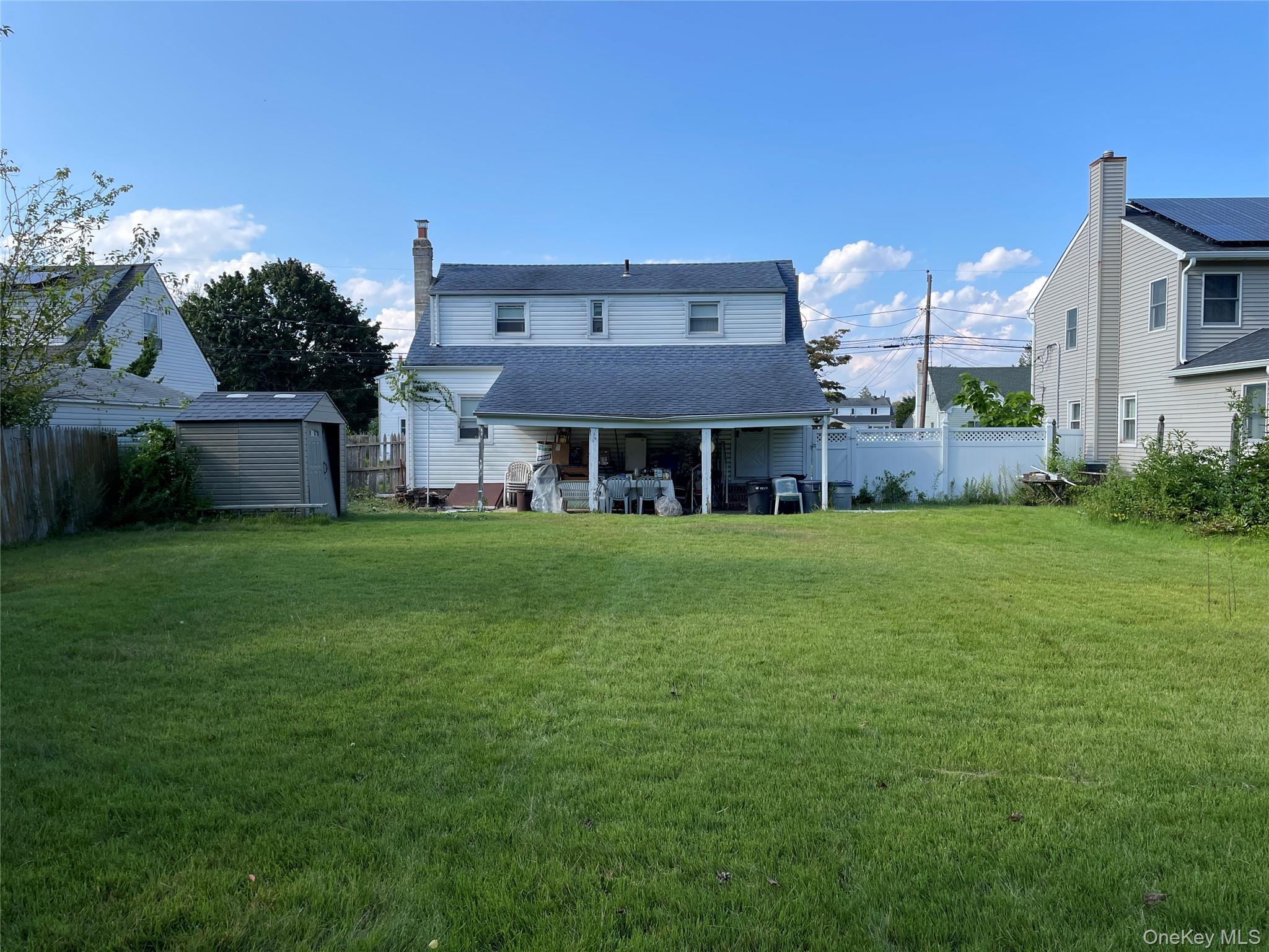 Single Family Heathcote Road Suffolk County, NY 11757, MLS-1042721-19