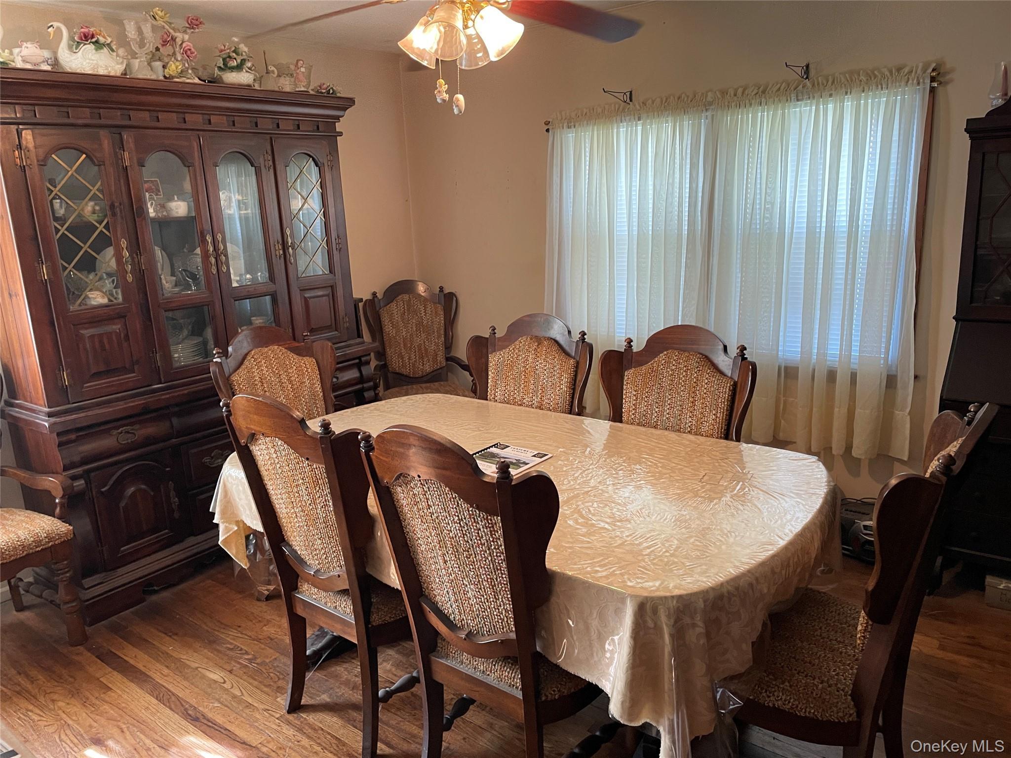 Single Family Heathcote Road Suffolk County, NY 11757, MLS-1042721-8