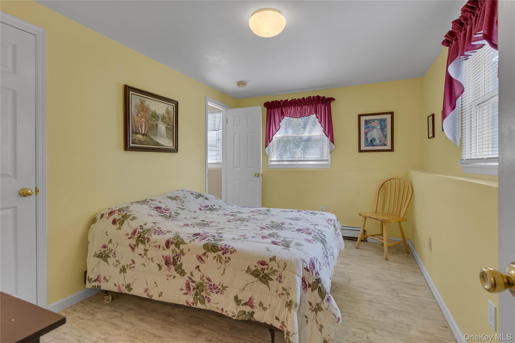 Single Family Dale Lane Suffolk County, NY 11787, MLS-1042725-21