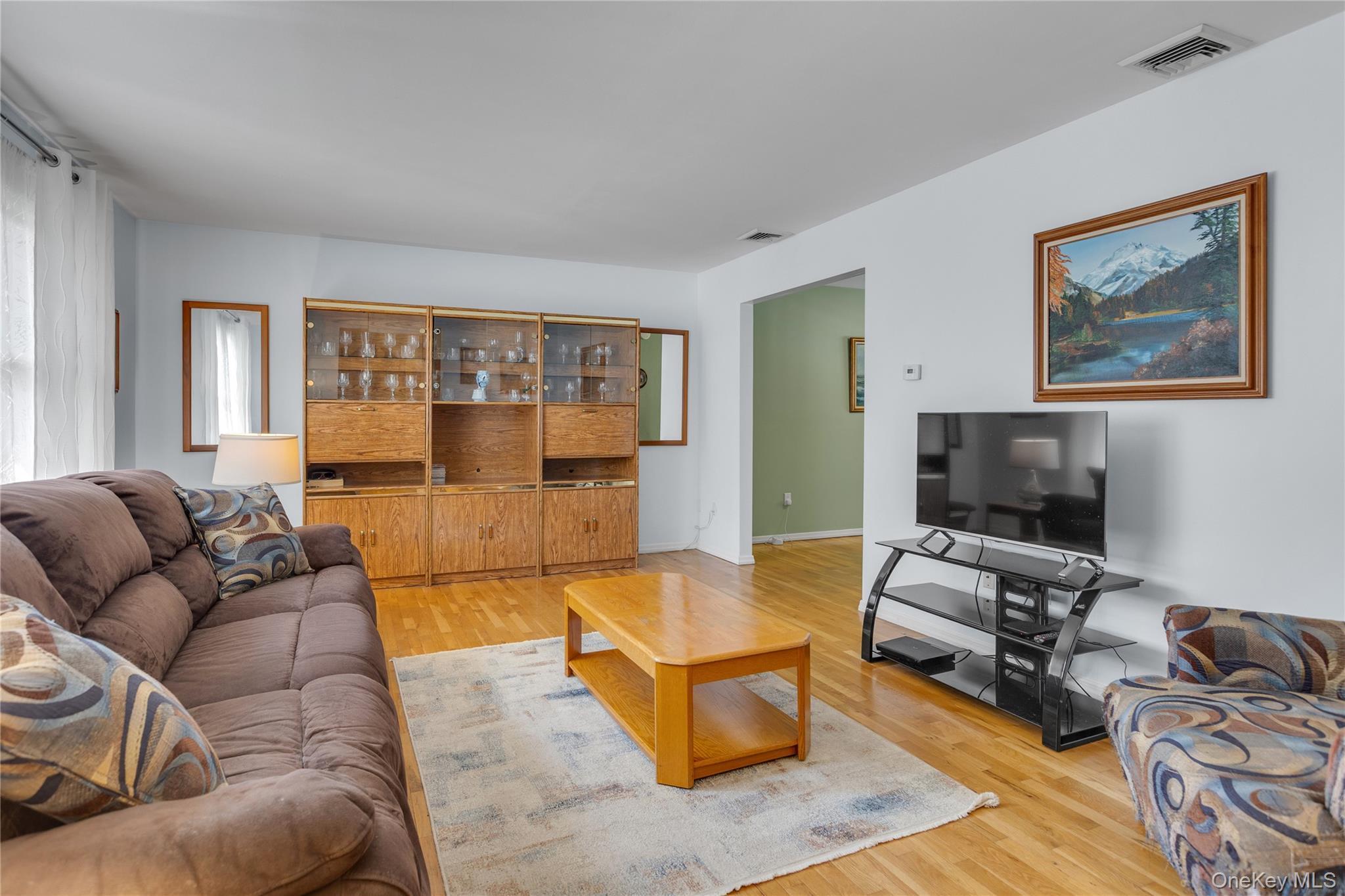 Single Family Dale Lane Suffolk County, NY 11787, MLS-1042725-4