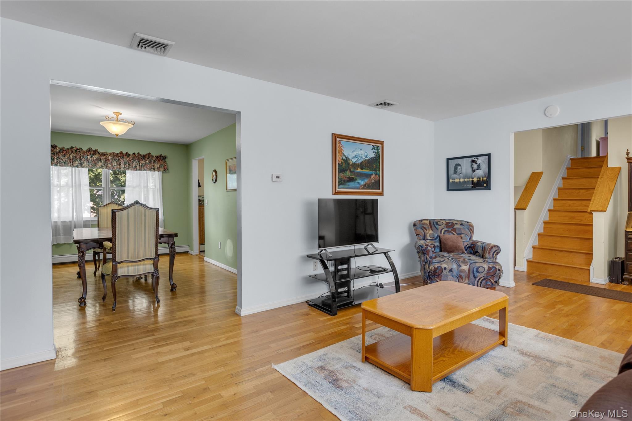 Single Family Dale Lane Suffolk County, NY 11787, MLS-1042725-6