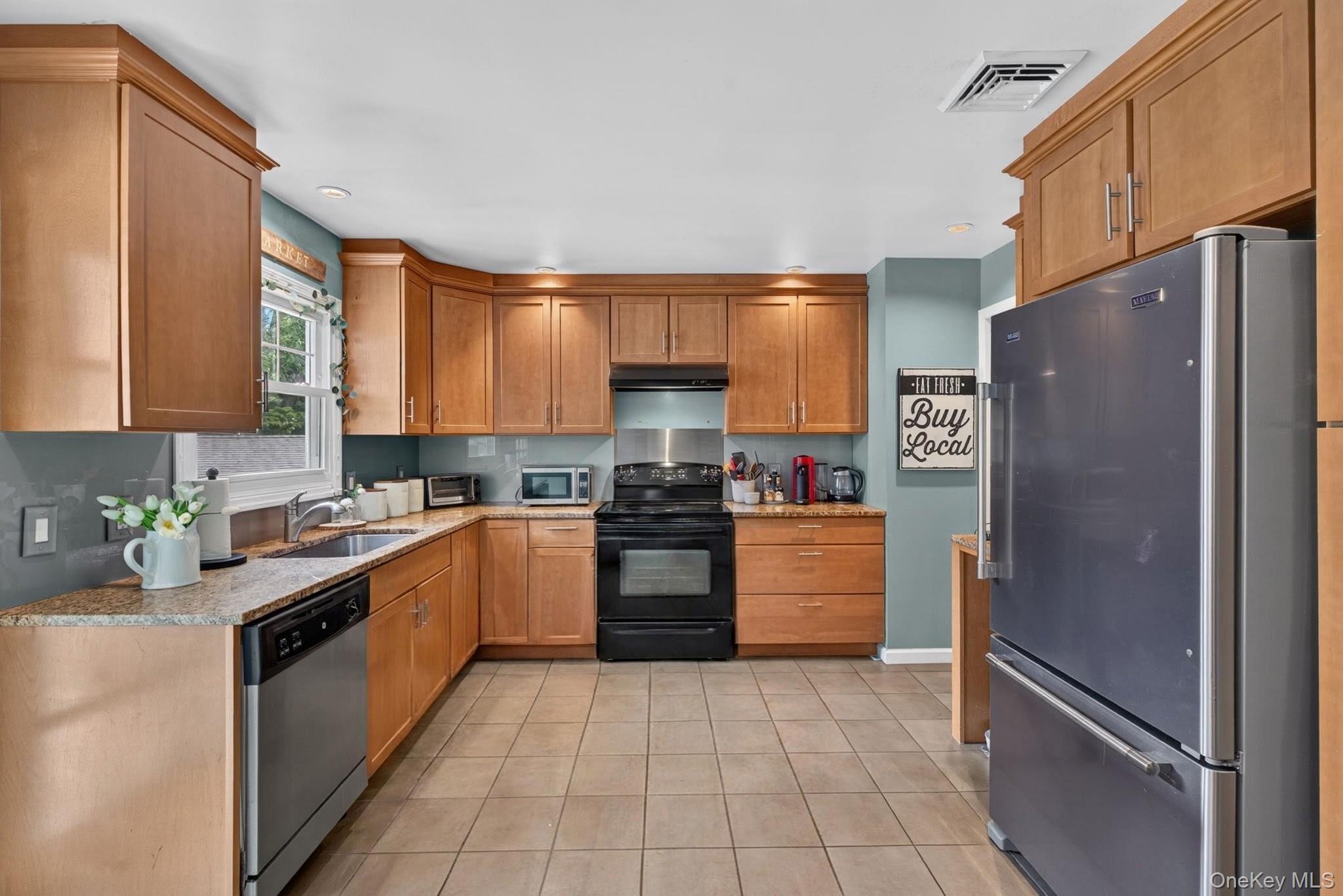 Single Family Debra Hill Road Dutchess County, NY 12603, MLS-1042726-10