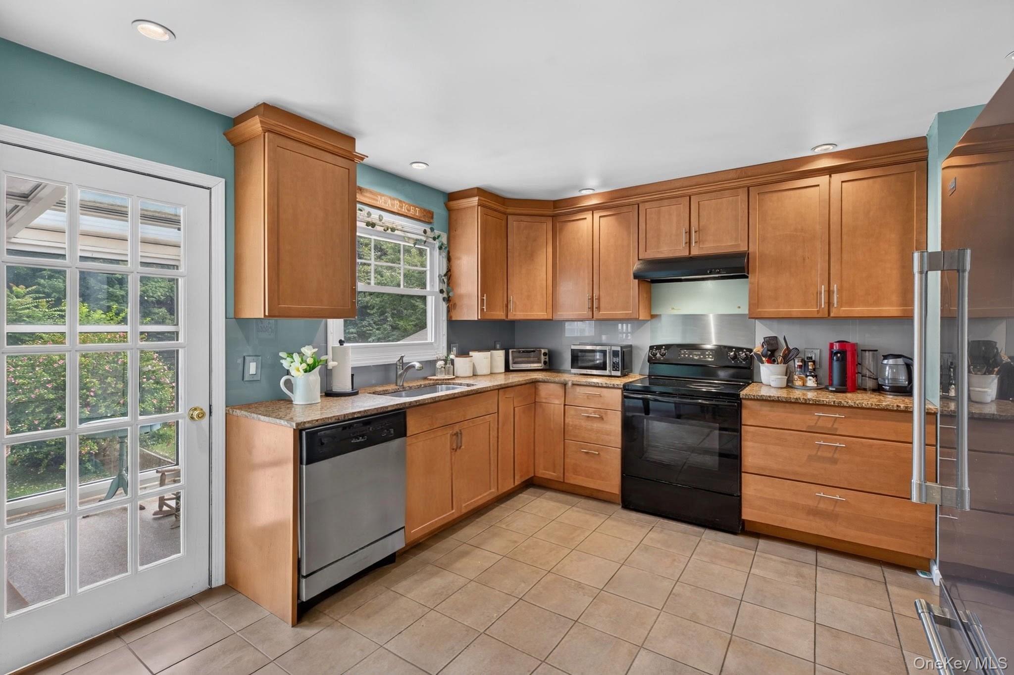 Single Family Debra Hill Road Dutchess County, NY 12603, MLS-1042726-11