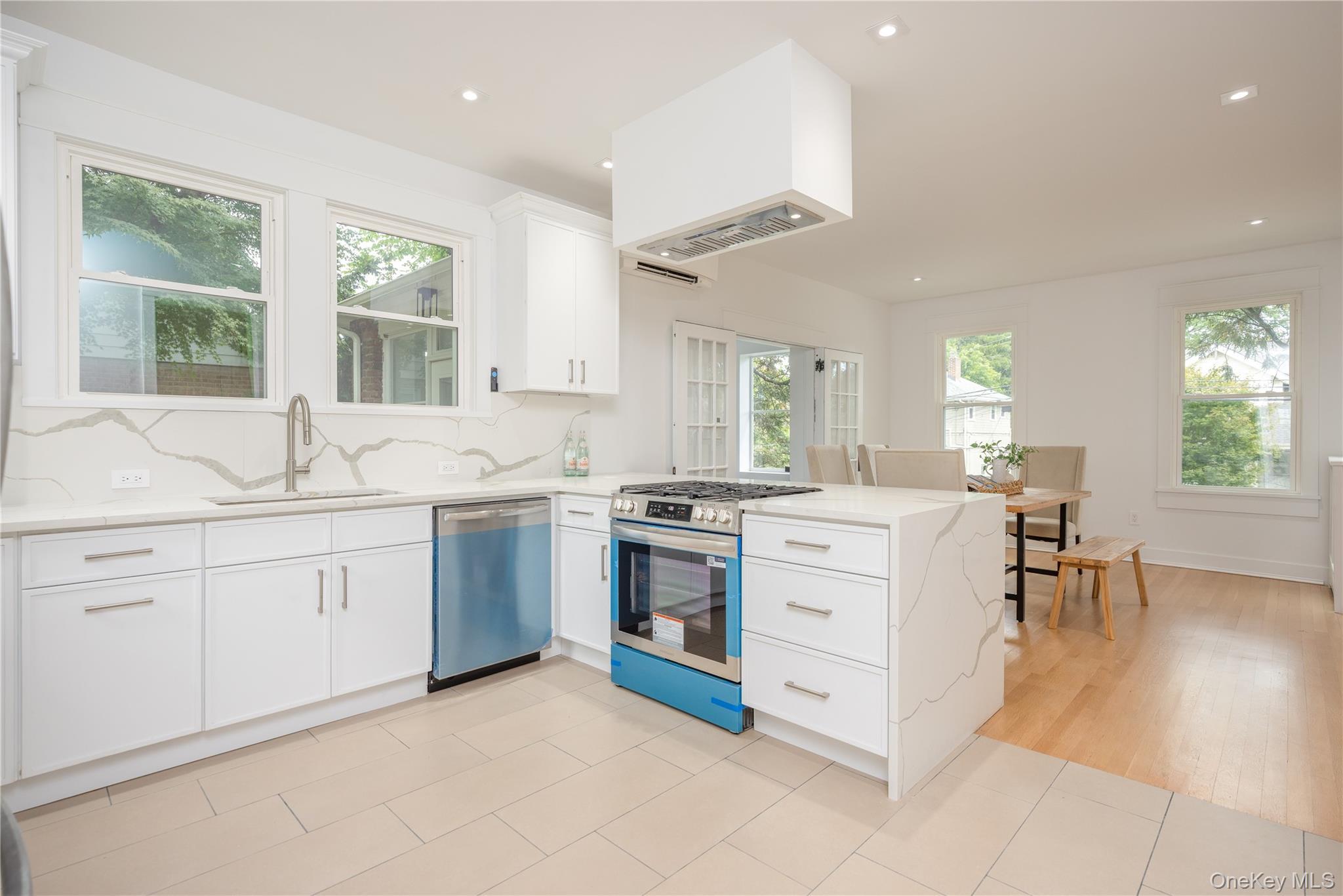 Single Family Westchester Avenue Westchester County, NY 10552, MLS-1042729-13