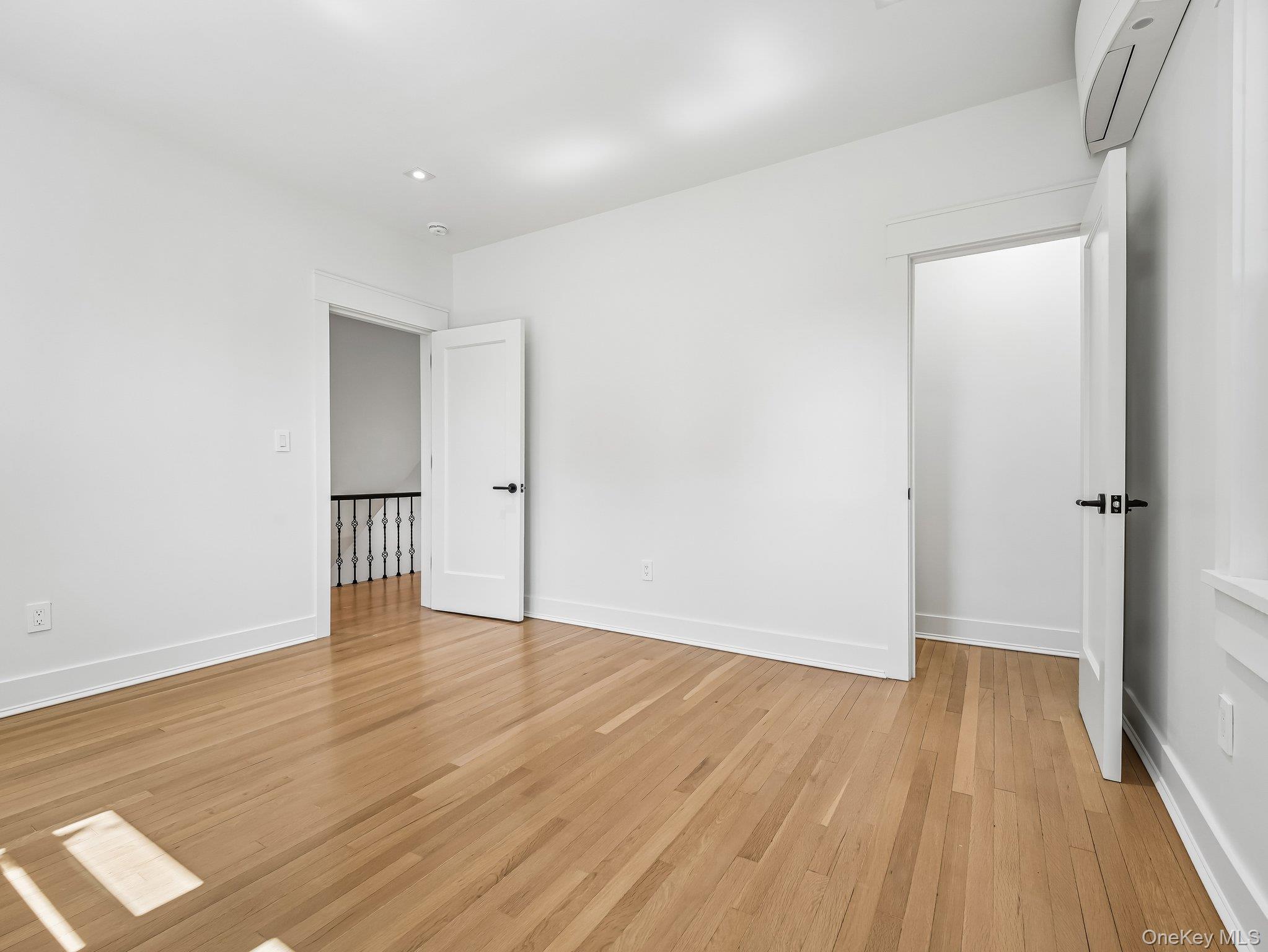 Single Family Westchester Avenue Westchester County, NY 10552, MLS-1042729-25