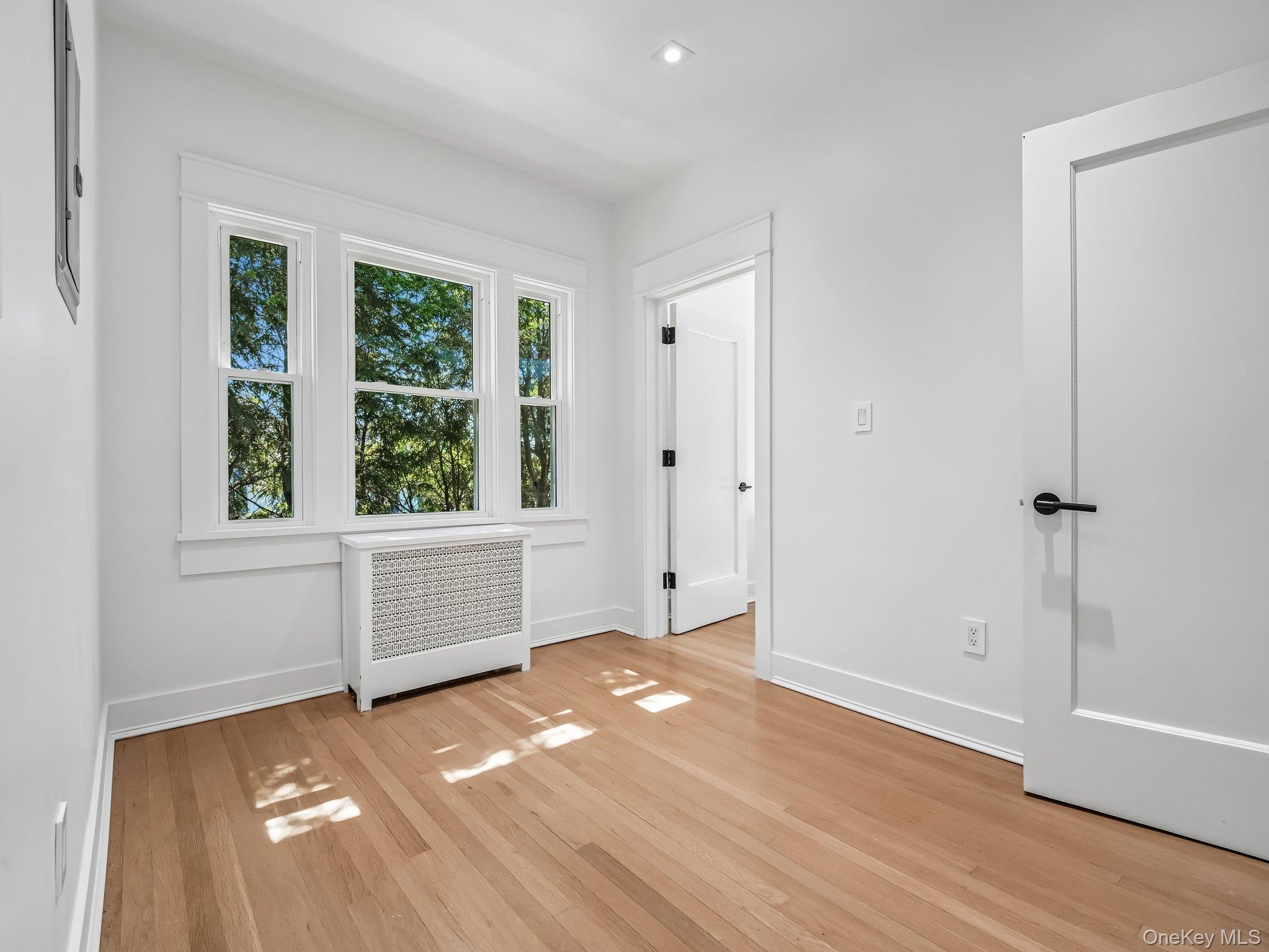 Single Family Westchester Avenue Westchester County, NY 10552, MLS-1042729-26