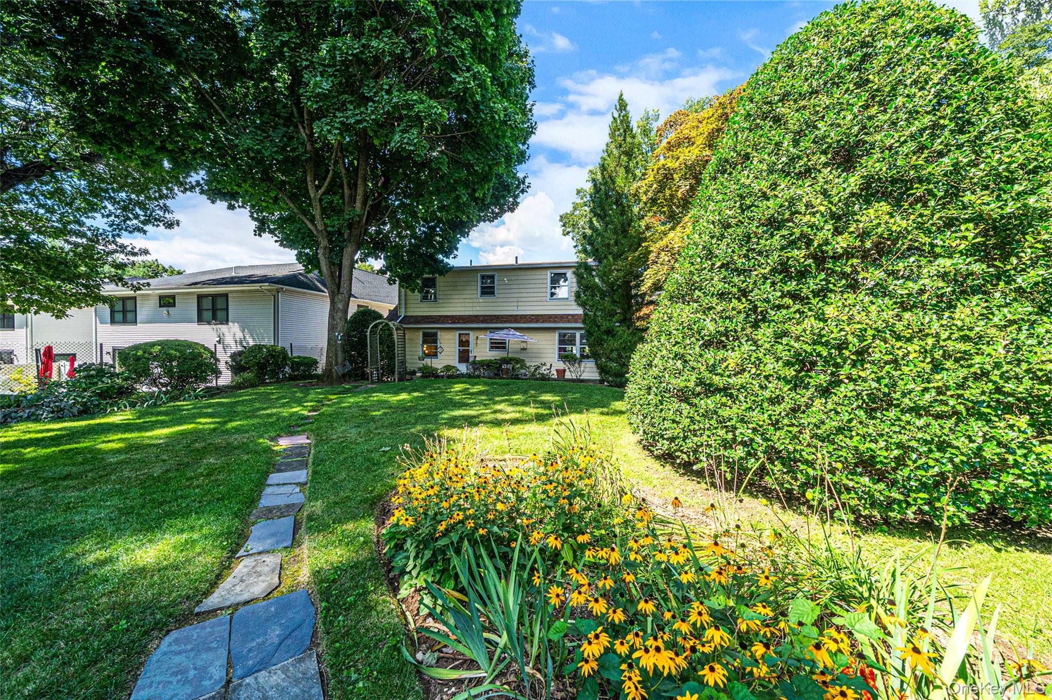 Single Family Avenue C  Nassau County, NY 11050, MLS-1042743-12