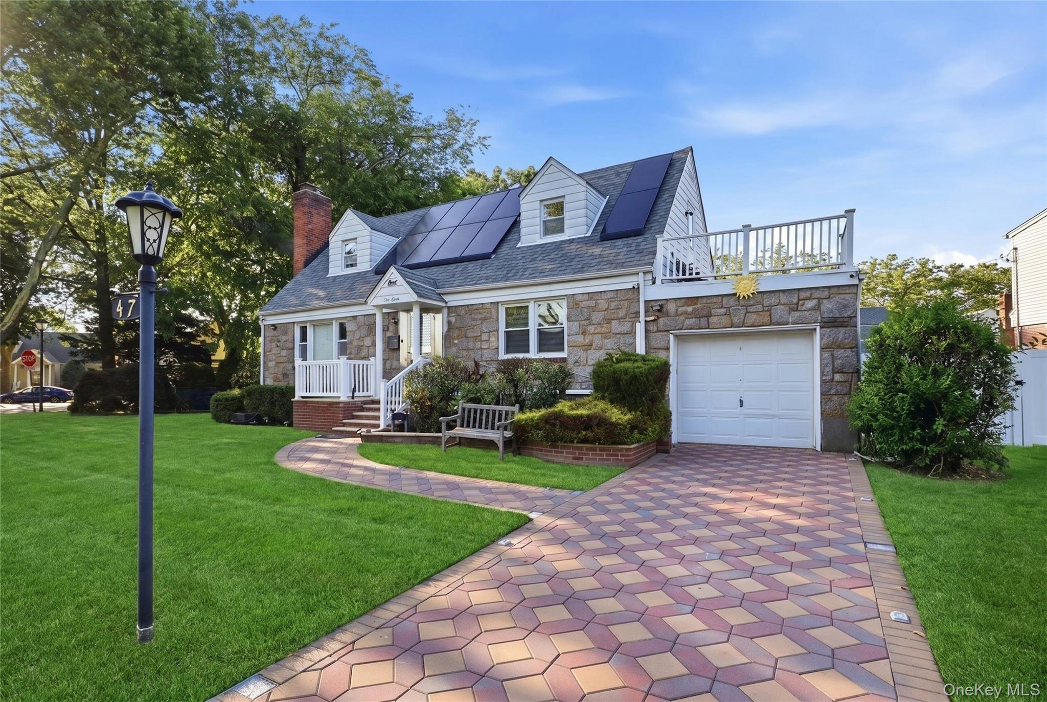 Single Family Sperry Court Nassau County, NY 11040, MLS-1042745-3