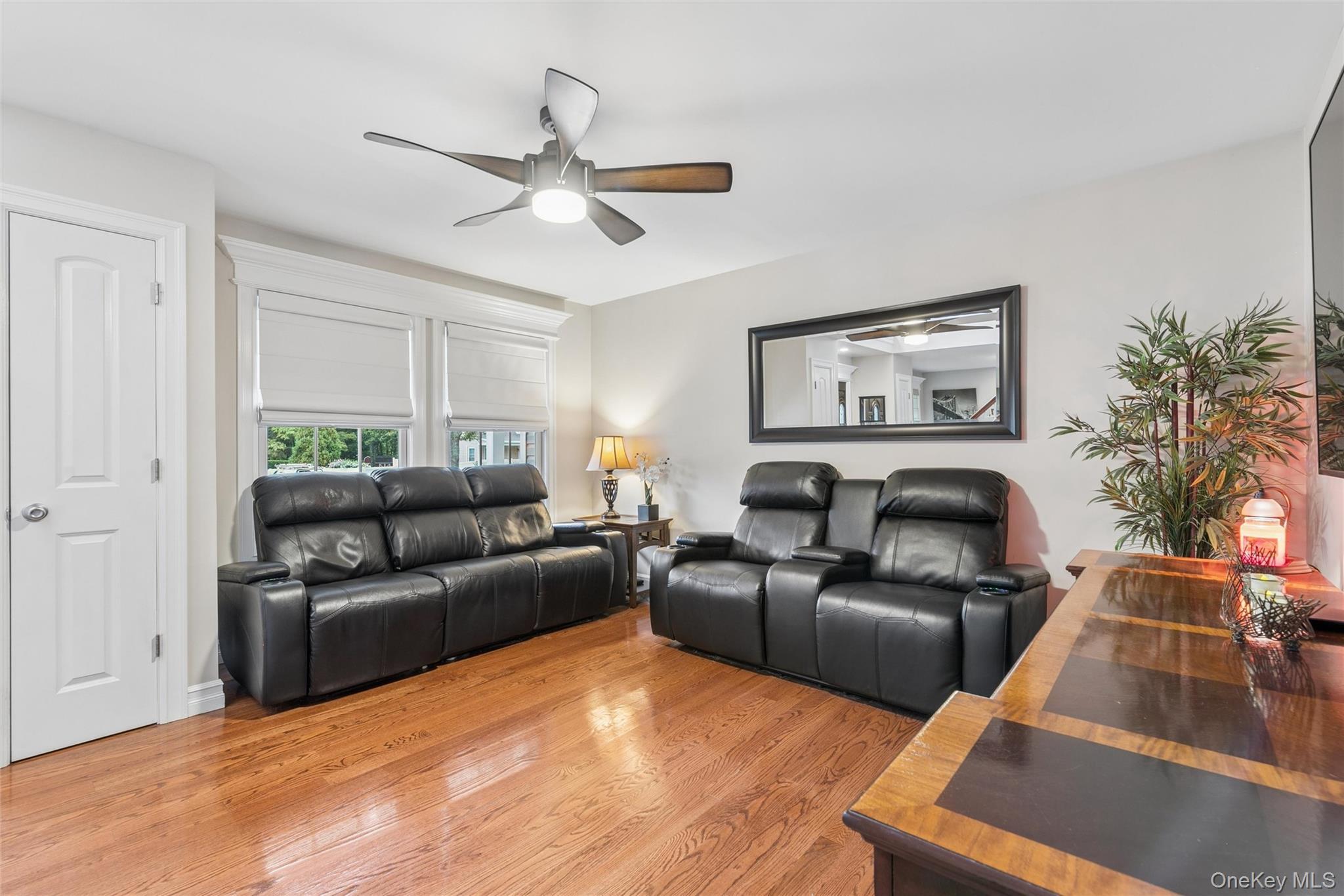 Single Family Carnation Drive Suffolk County, NY 11967, MLS-1042746-10