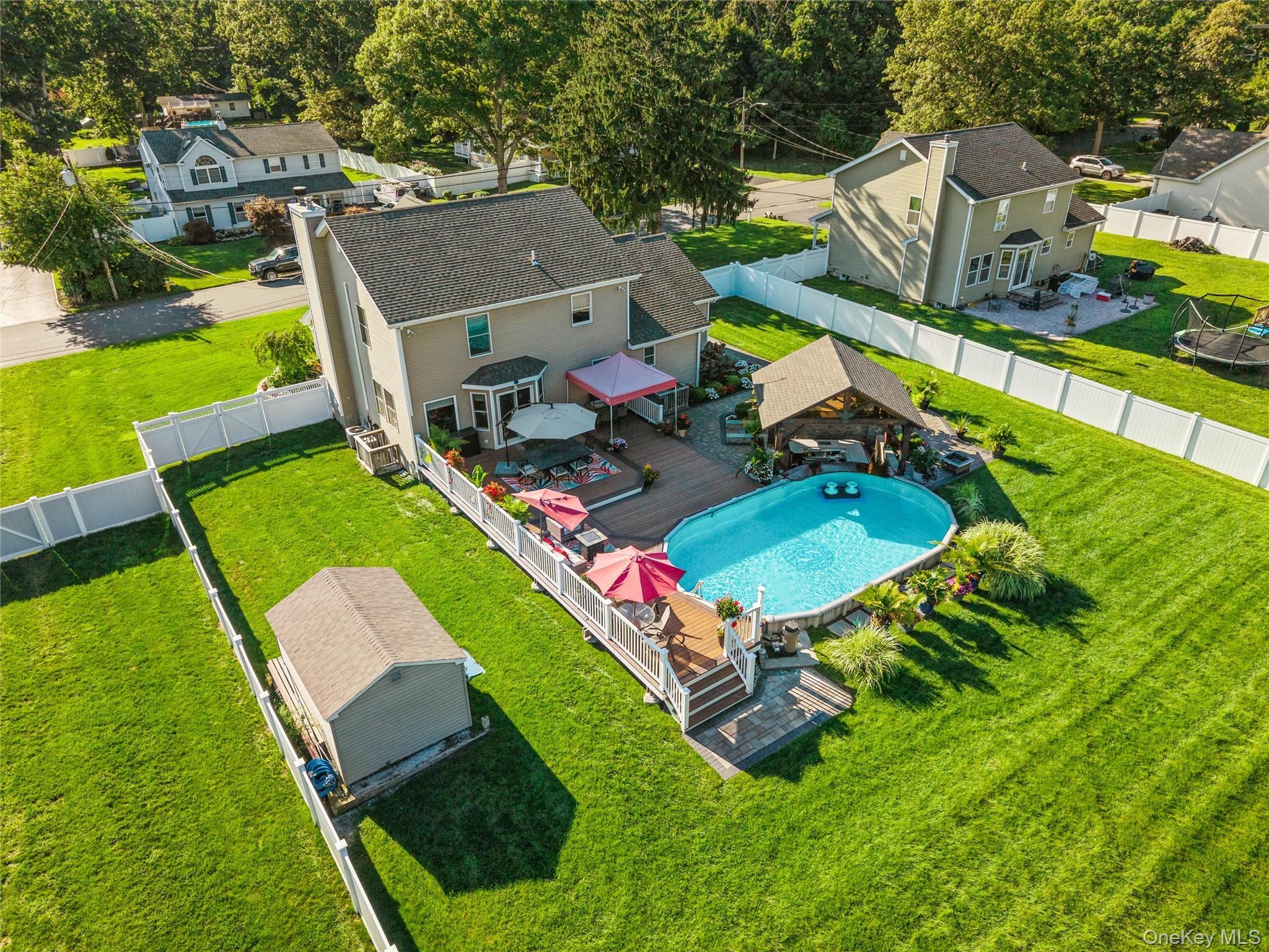 Single Family Carnation Drive Suffolk County, NY 11967, MLS-1042746-2