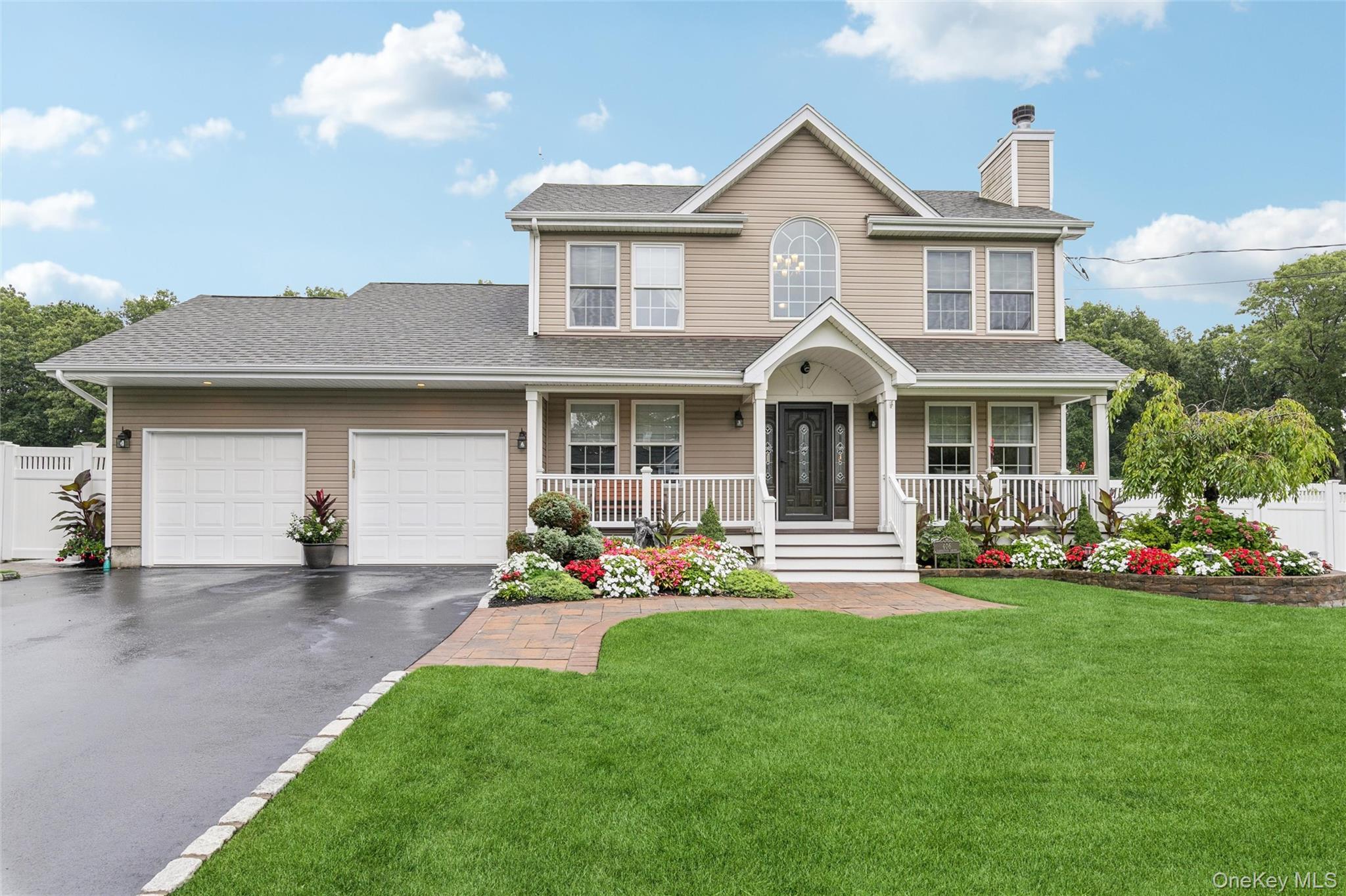 Single Family Carnation Drive Suffolk County, NY 11967, MLS-1042746-3