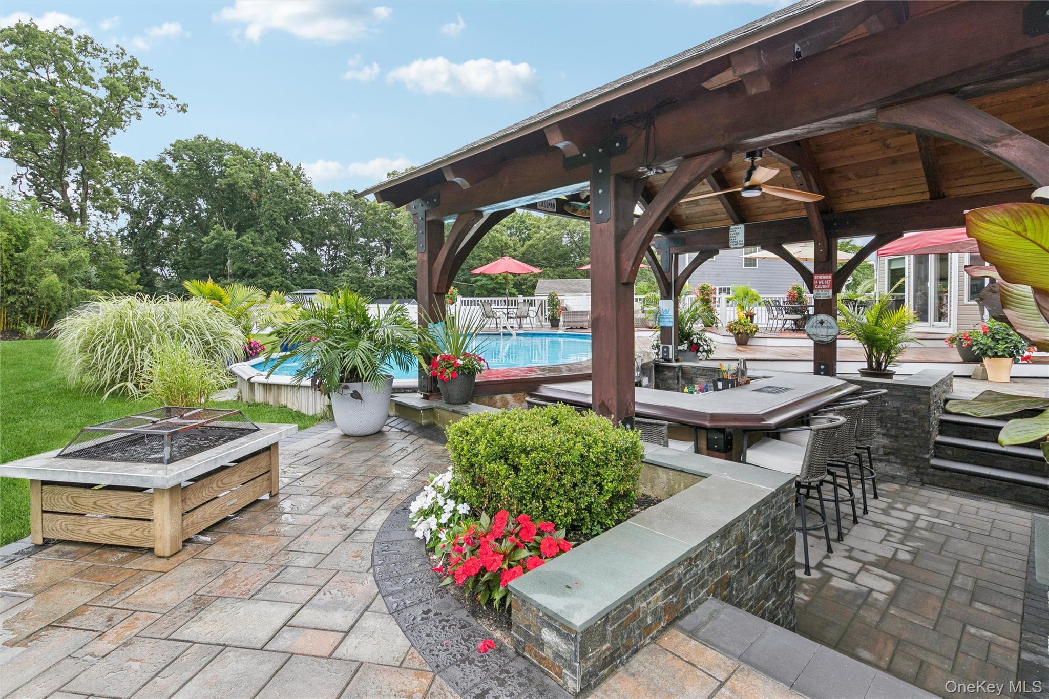 Single Family Carnation Drive Suffolk County, NY 11967, MLS-1042746-39