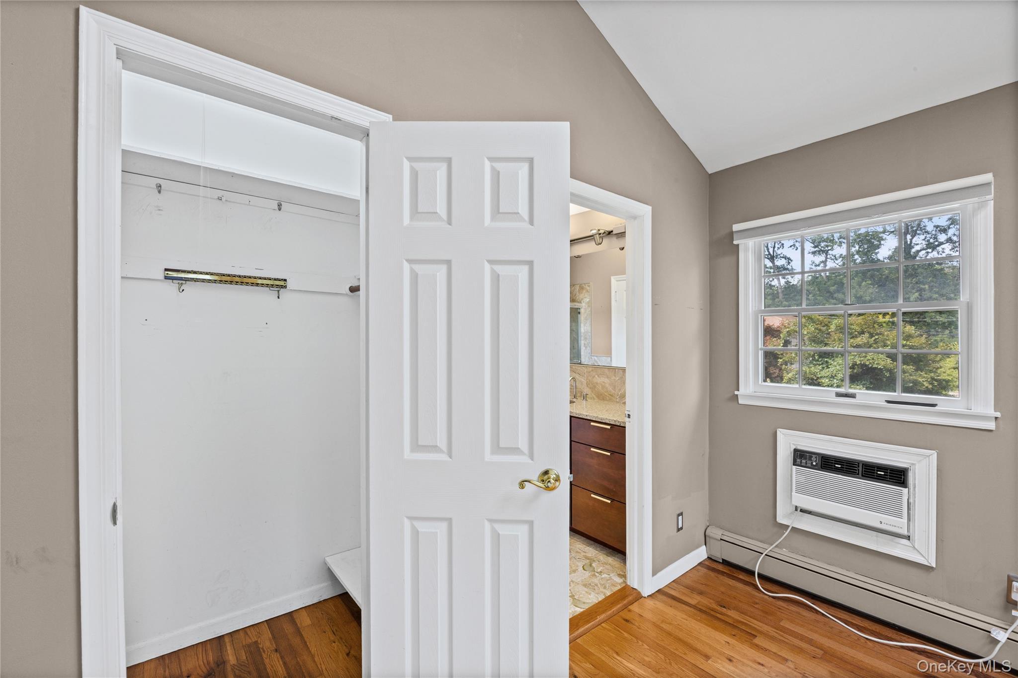Single Family Sea Ridge Court Suffolk County, NY 11743, MLS-1042767-27