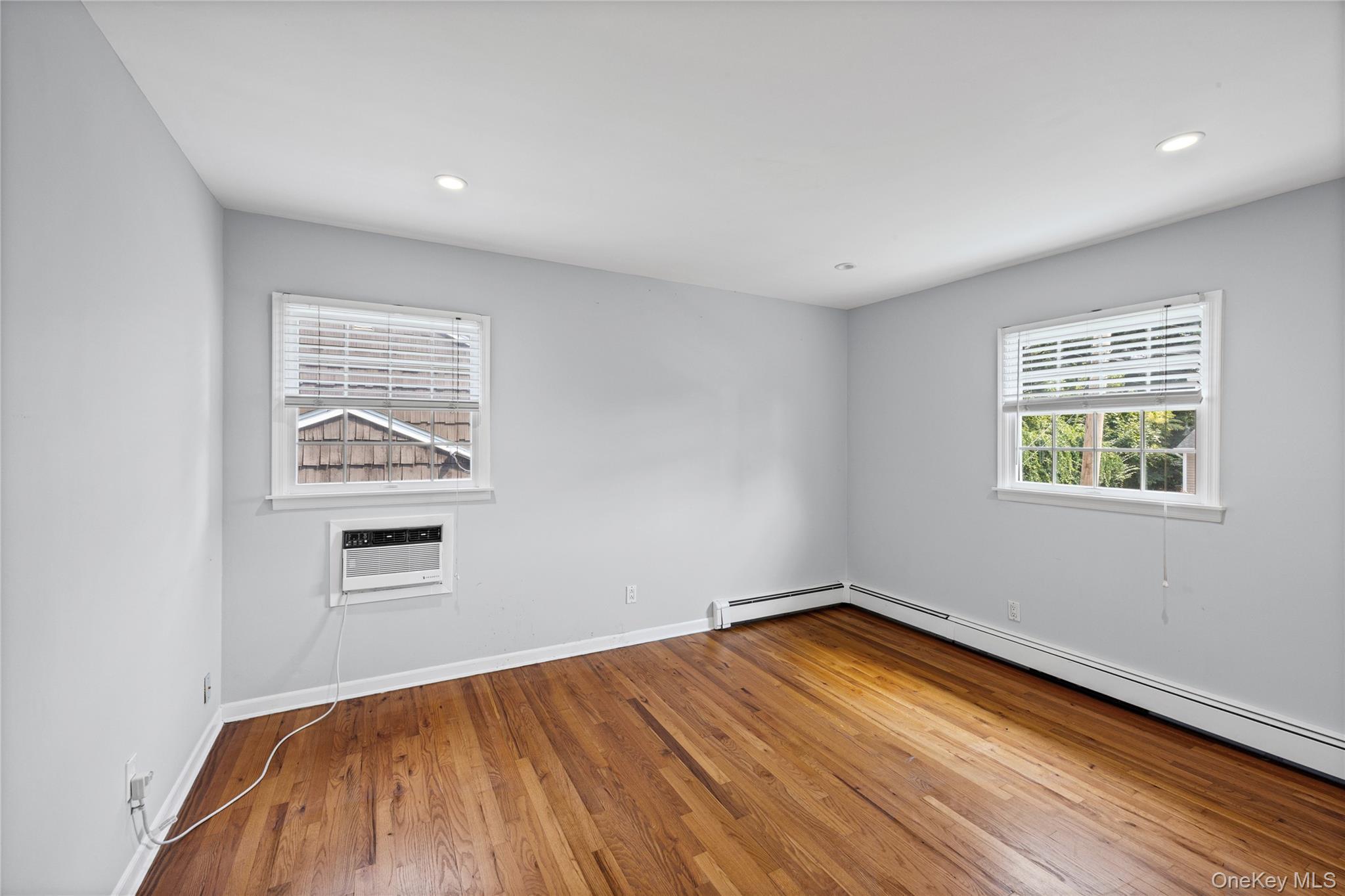 Single Family Sea Ridge Court Suffolk County, NY 11743, MLS-1042767-28