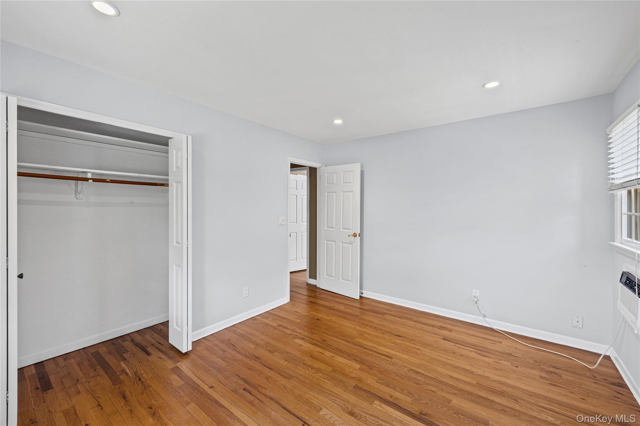 Single Family Sea Ridge Court Suffolk County, NY 11743, MLS-1042767-30