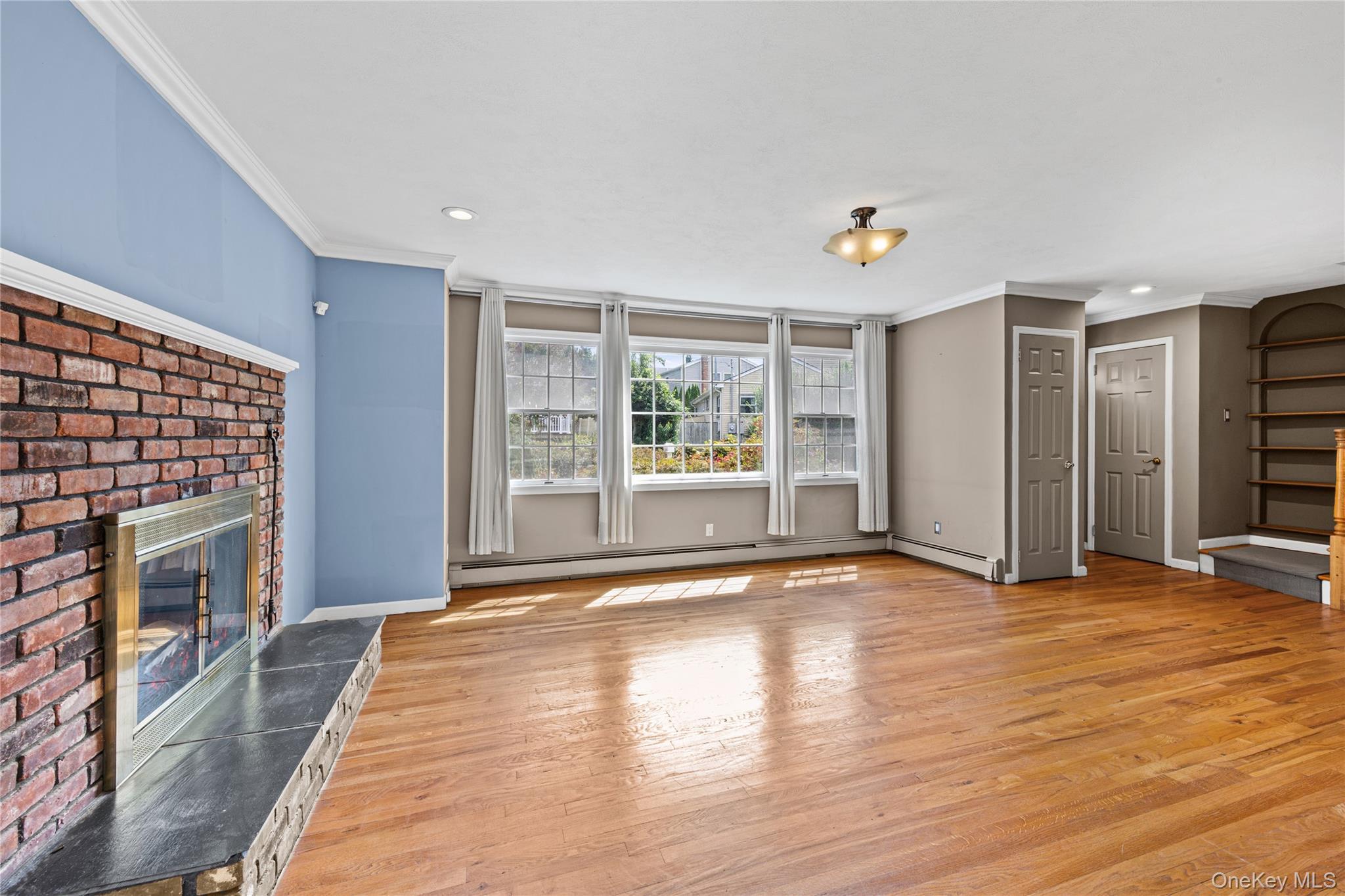 Single Family Sea Ridge Court Suffolk County, NY 11743, MLS-1042767-6