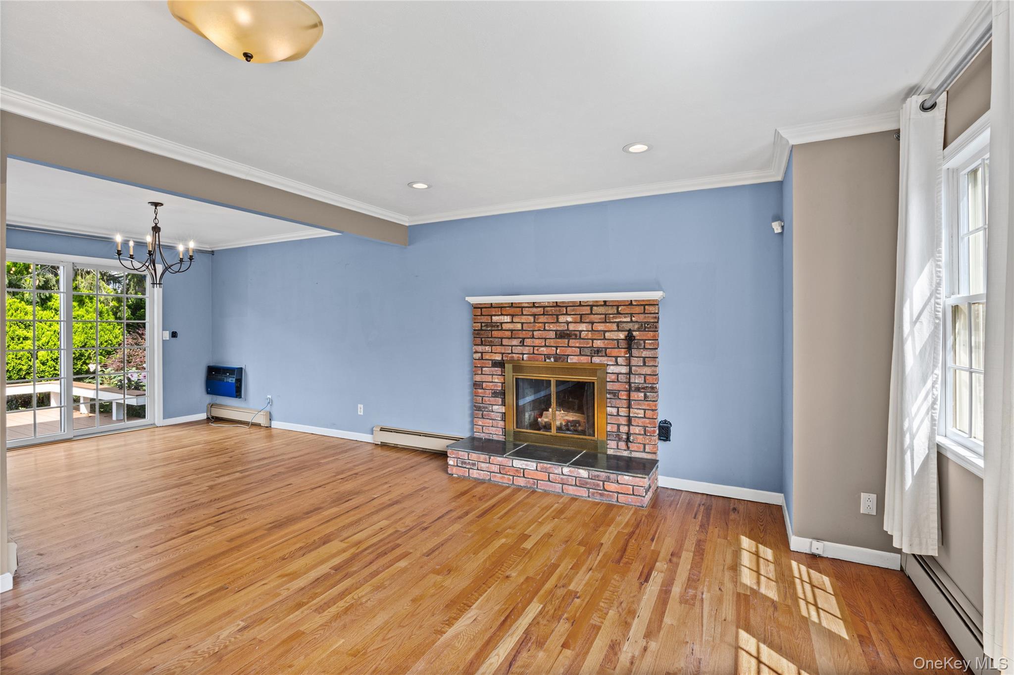 Single Family Sea Ridge Court Suffolk County, NY 11743, MLS-1042767-9