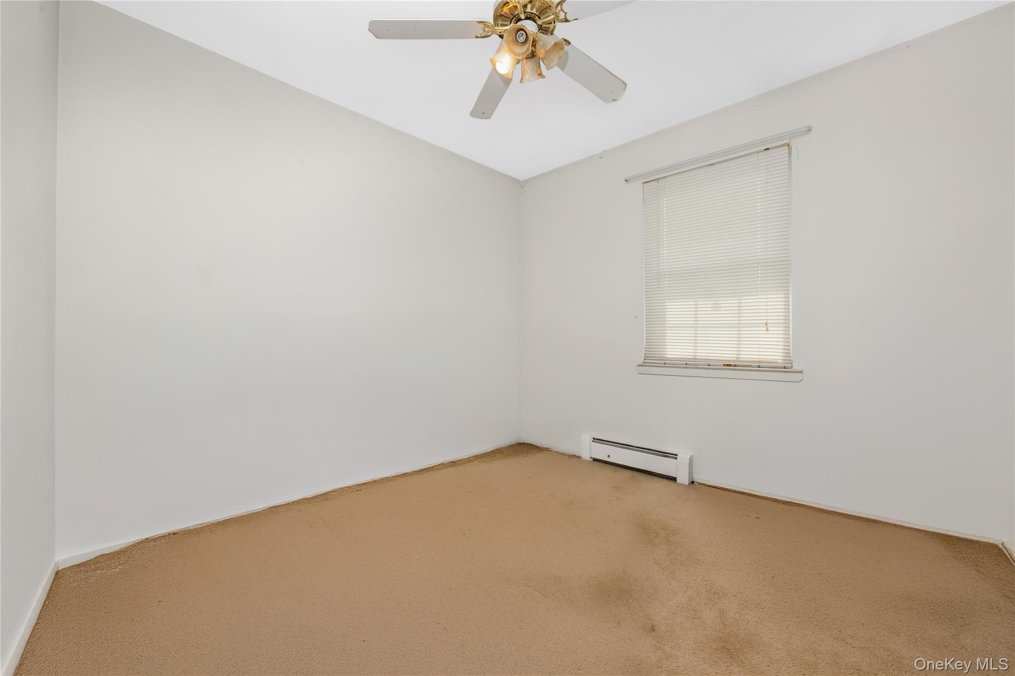 Single Family Shade Tree Lane Suffolk County, NY 11772, MLS-1042770-25