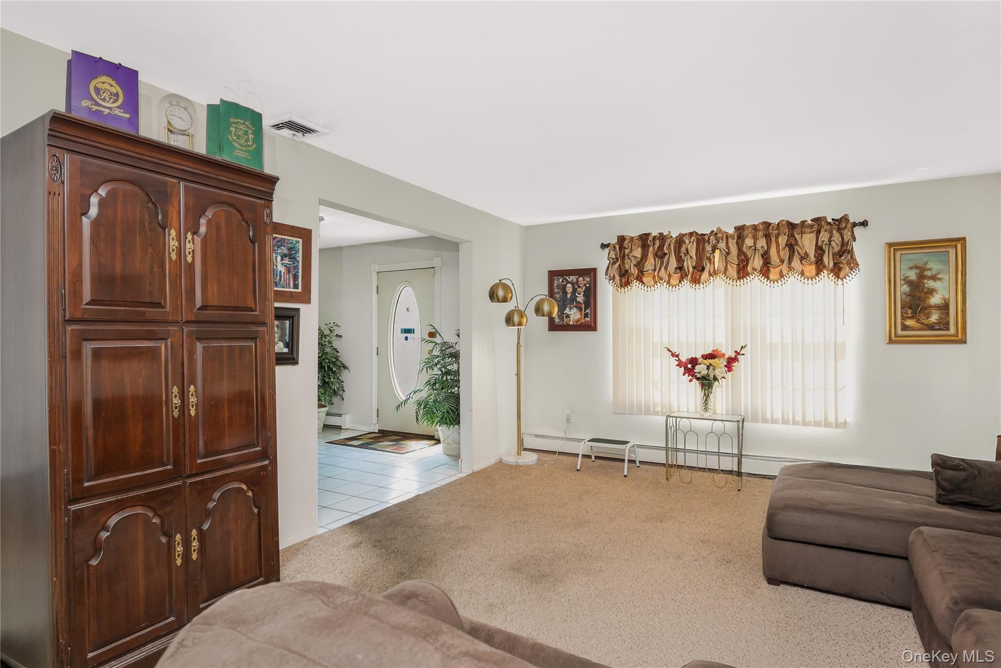 Single Family Shade Tree Lane Suffolk County, NY 11772, MLS-1042770-9