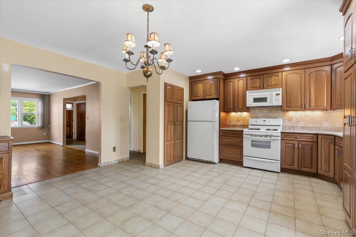 Single Family Midland Avenue Westchester County, NY 10708, MLS-1042801-12