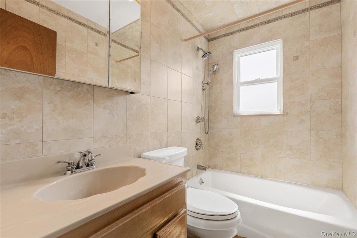 Single Family Midland Avenue Westchester County, NY 10708, MLS-1042801-20