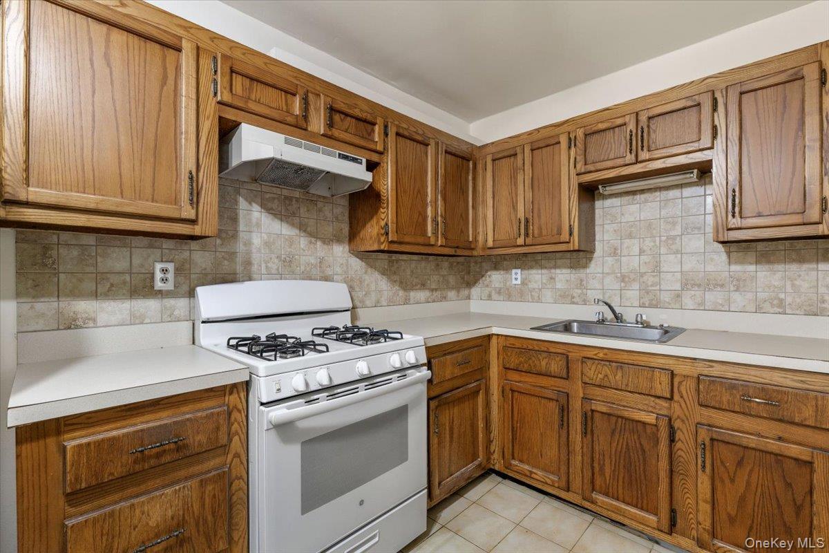 Single Family Midland Avenue Westchester County, NY 10708, MLS-1042801-26
