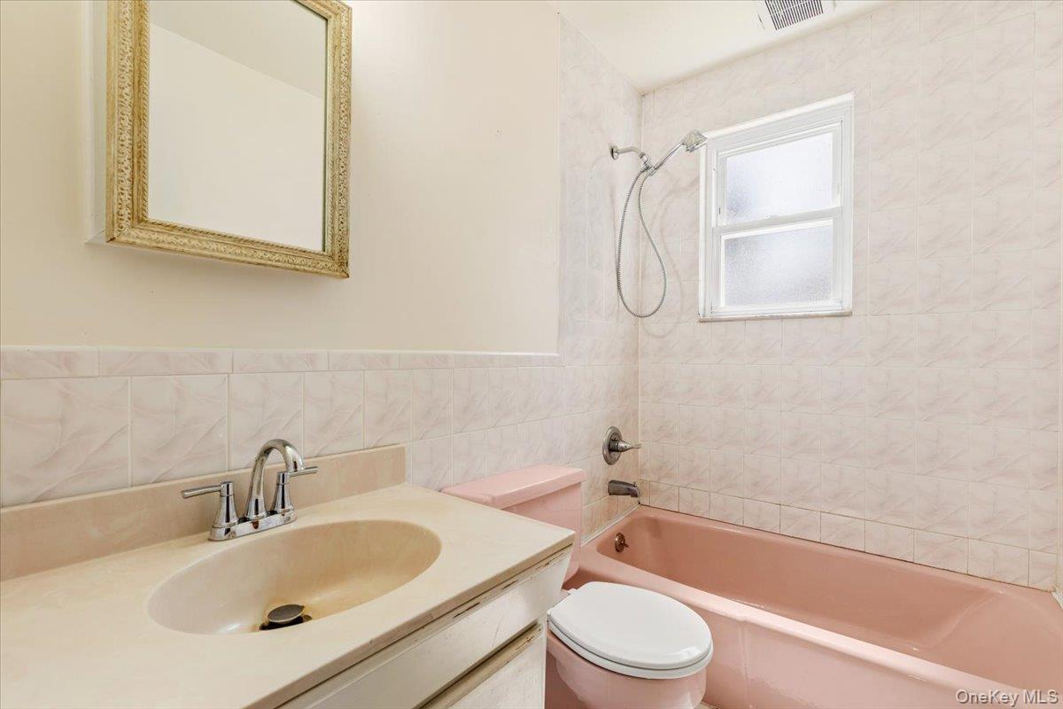 Single Family Midland Avenue Westchester County, NY 10708, MLS-1042801-28