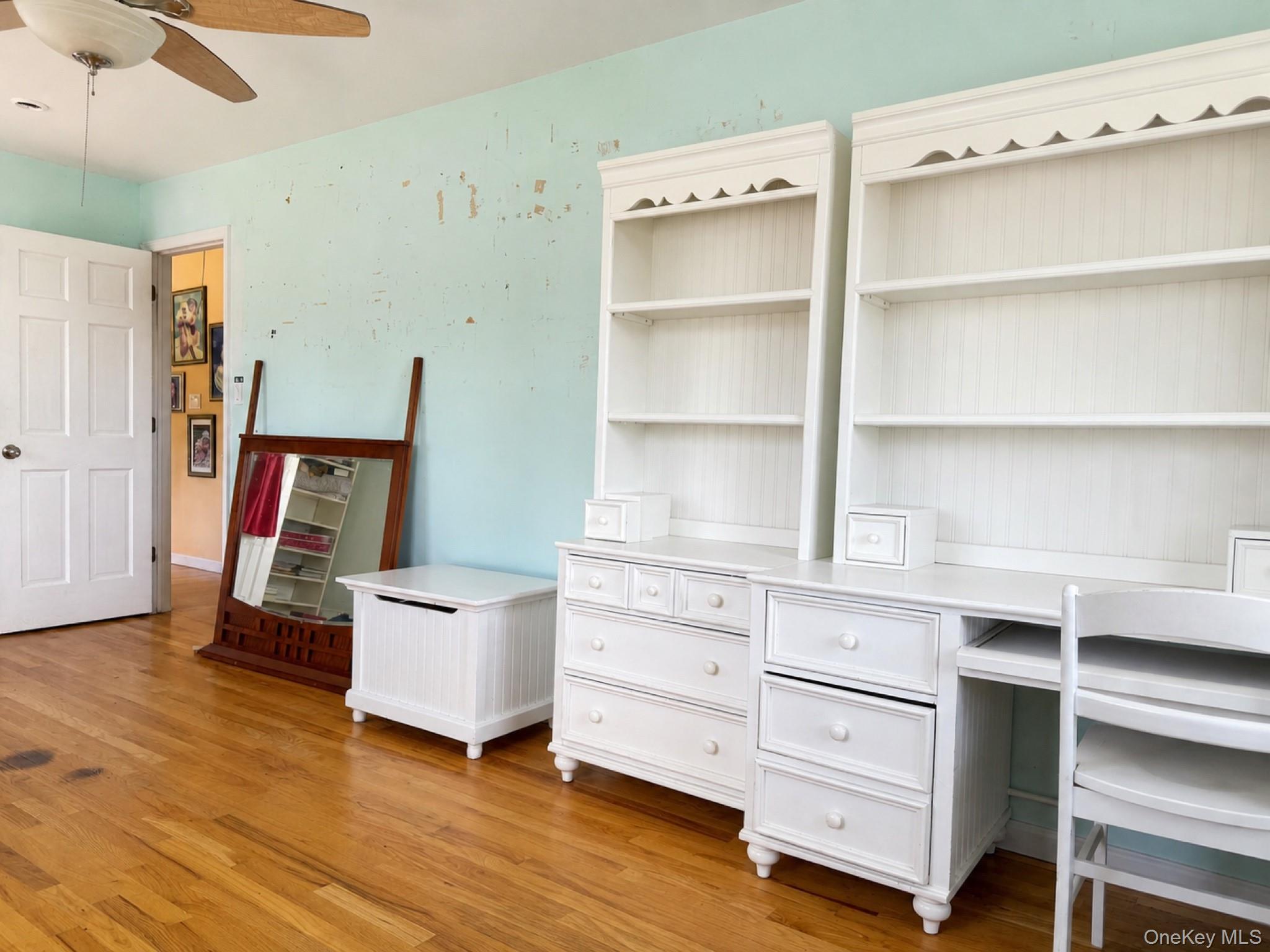 Single Family Cherrywood Drive Suffolk County, NY 11731, MLS-1042804-17